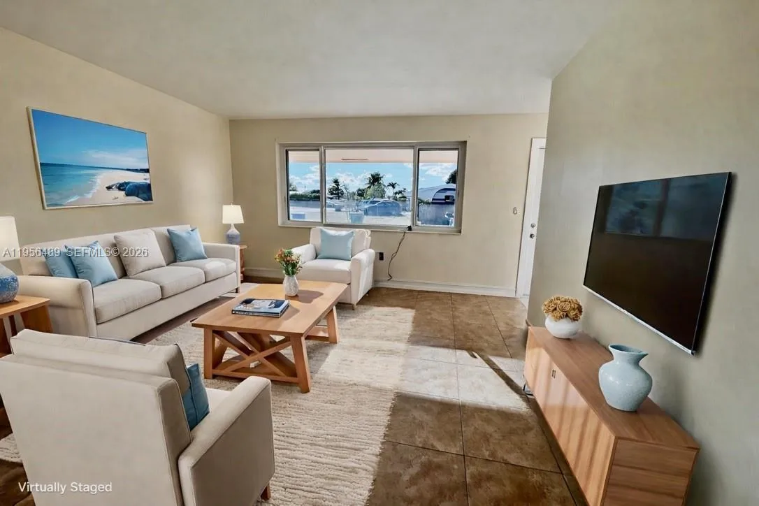 1201 Nw 78th Ave, Pembroke Pines, Florida 33024, Pembroke Pines, Florida 33024, 2 Bedrooms Bedrooms, ,1 BathroomBathrooms,Residential,For Sale,1201 Nw 78th Ave, Pembroke Pines, Florida 33024,A11956489