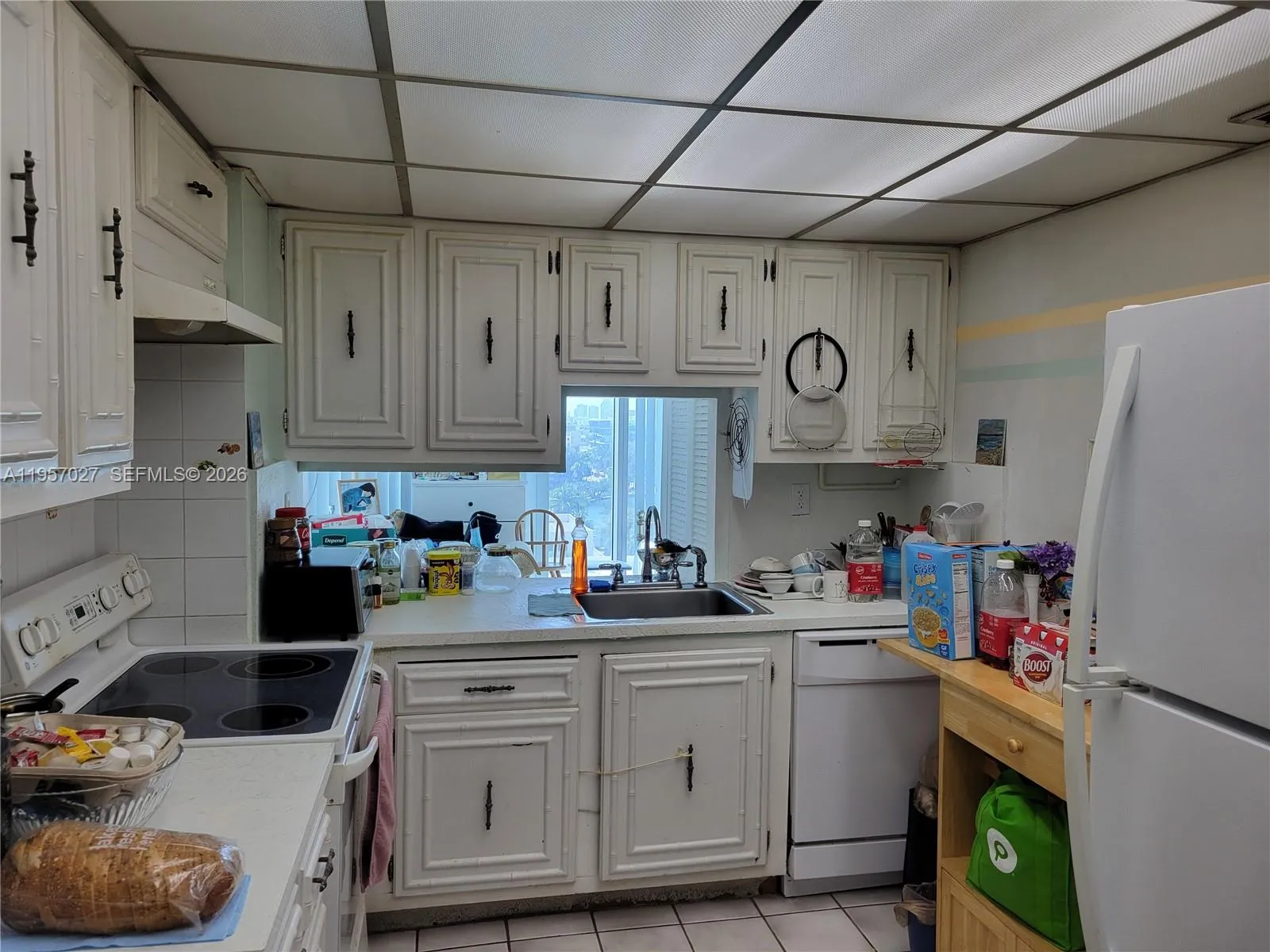 2655 Collins Ave 1106, Miami Beach, Florida 33140, Miami Beach, Florida 33140, 1 Bedroom Bedrooms, ,1 BathroomBathrooms,Residential,For Sale,2655 Collins Ave 1106, Miami Beach, Florida 33140,A11957027