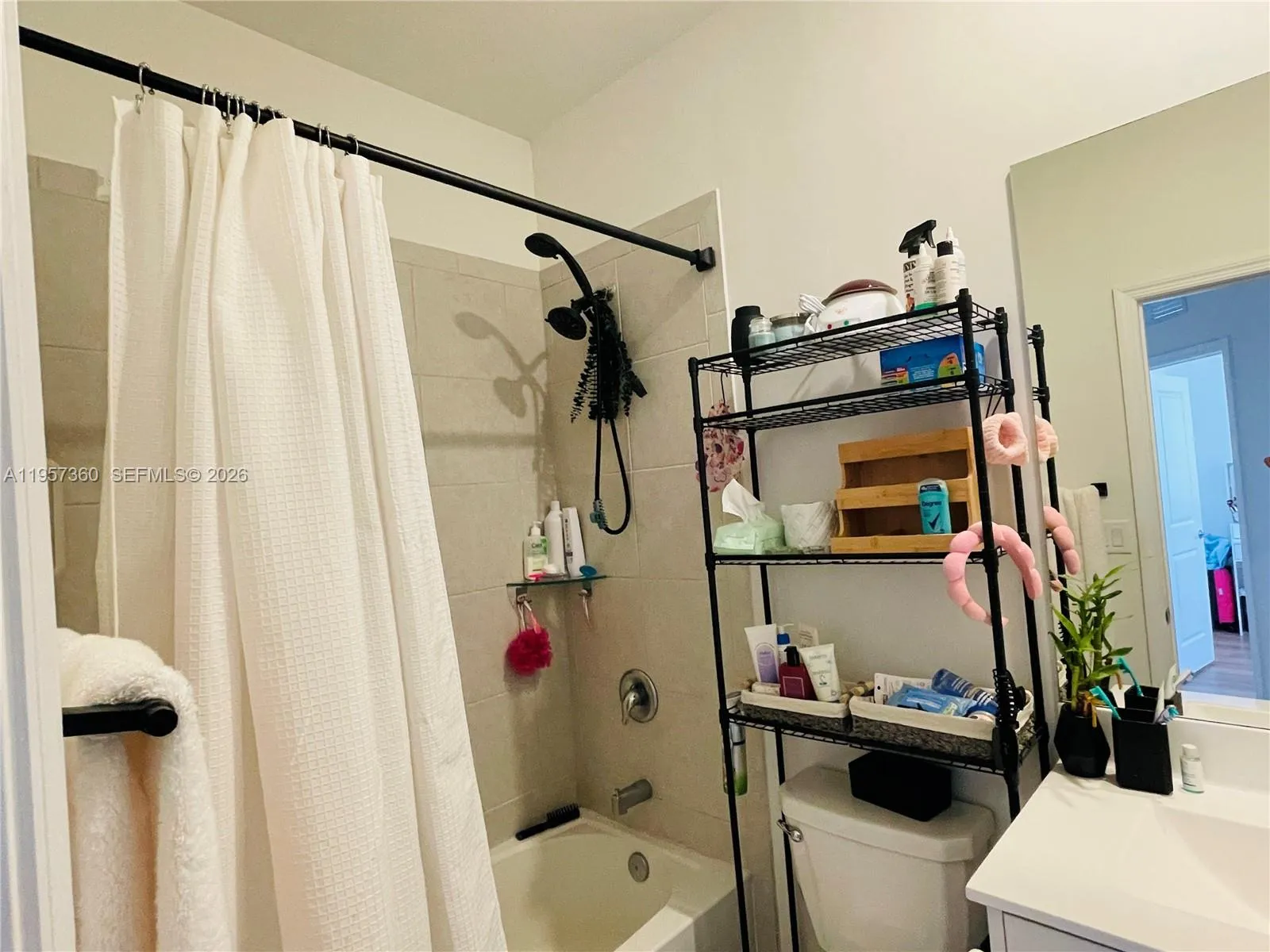 23153 Sw 128th Pl, Miami, Florida 33170, Miami, Florida 33170, 3 Bedrooms Bedrooms, ,2 BathroomsBathrooms,Residential,For Sale,23153 Sw 128th Pl, Miami, Florida 33170,A11957360
