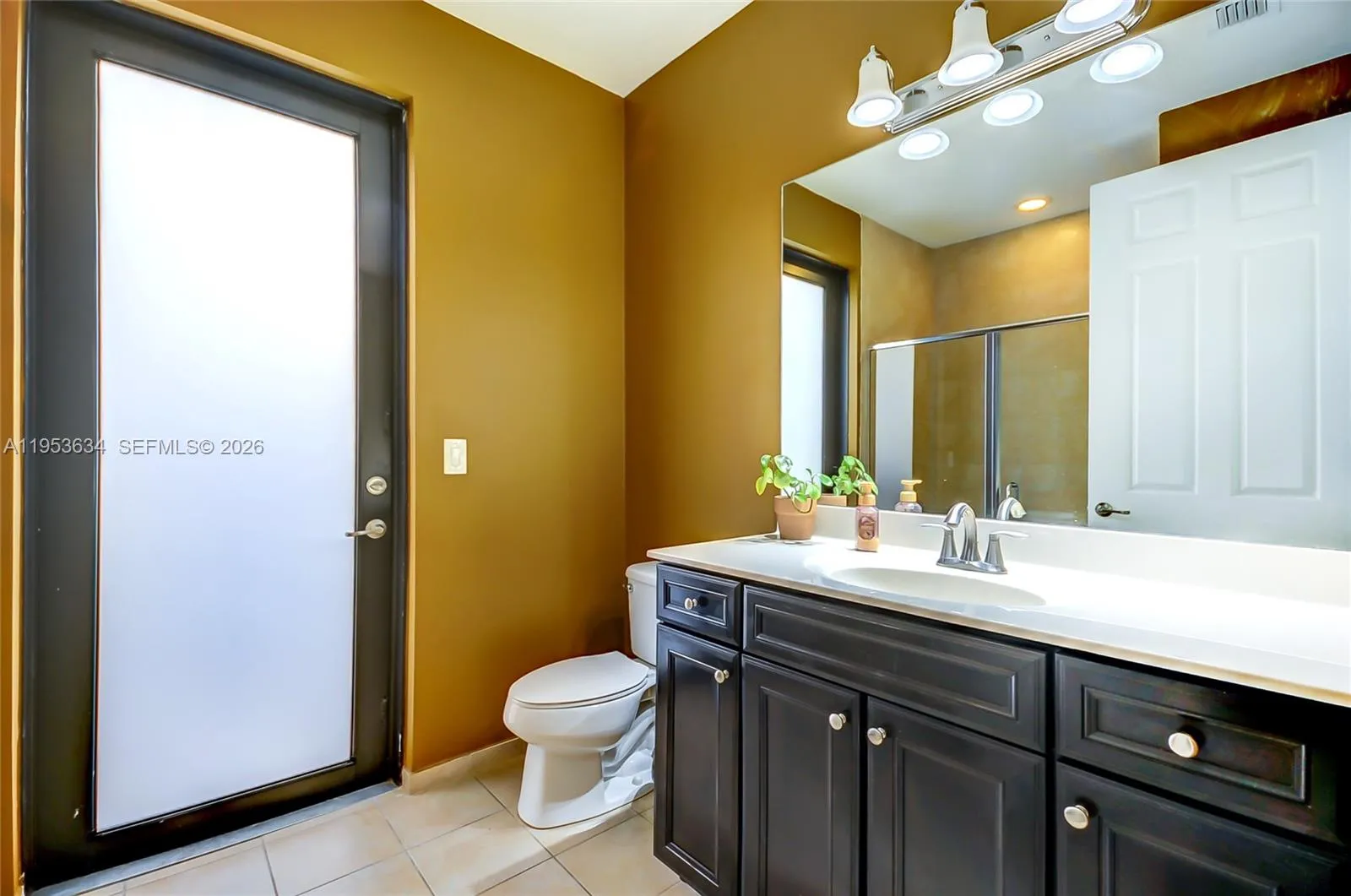 9815 Nw 86th Ter, Doral, Florida 33178, Doral, Florida 33178, 4 Bedrooms Bedrooms, ,5 BathroomsBathrooms,Residential,For Sale,9815 Nw 86th Ter, Doral, Florida 33178,A11953634