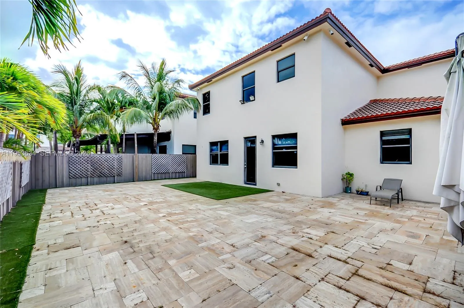 9815 Nw 86th Ter, Doral, Florida 33178, Doral, Florida 33178, 4 Bedrooms Bedrooms, ,5 BathroomsBathrooms,Residential,For Sale,9815 Nw 86th Ter, Doral, Florida 33178,A11953634