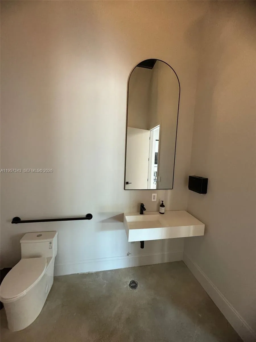 8747 Sw 134th St 8749, Miami, Florida 33176, Miami, Florida 33176, ,Commercial Lease,For Rent,8747 Sw 134th St 8749, Miami, Florida 33176,A11957343