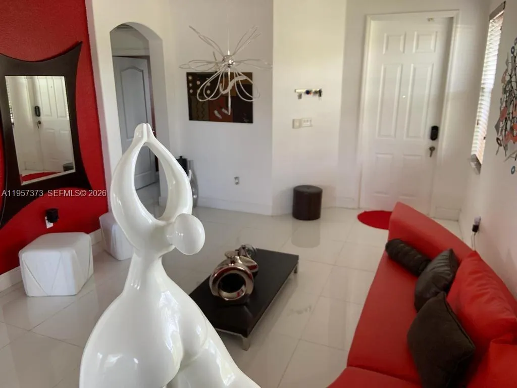 7586 Nw 113th Path, Doral, Florida 33178, Doral, Florida 33178, 5 Bedrooms Bedrooms, ,4 BathroomsBathrooms,Residential,For Sale,7586 Nw 113th Path, Doral, Florida 33178,A11957373