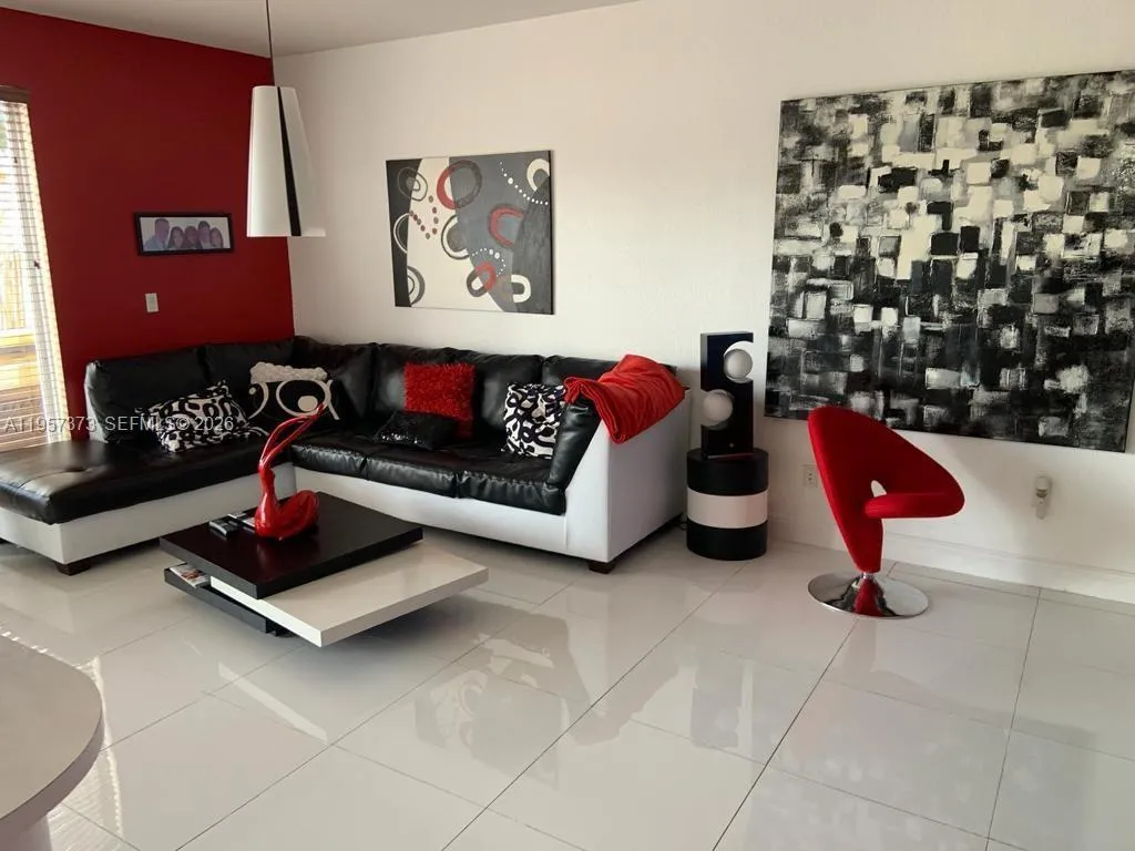 7586 Nw 113th Path, Doral, Florida 33178, Doral, Florida 33178, 5 Bedrooms Bedrooms, ,4 BathroomsBathrooms,Residential,For Sale,7586 Nw 113th Path, Doral, Florida 33178,A11957373