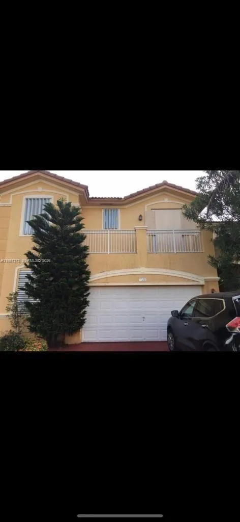 7586 Nw 113th Path, Doral, Florida 33178, Doral, Florida 33178, 5 Bedrooms Bedrooms, ,4 BathroomsBathrooms,Residential,For Sale,7586 Nw 113th Path, Doral, Florida 33178,A11957373