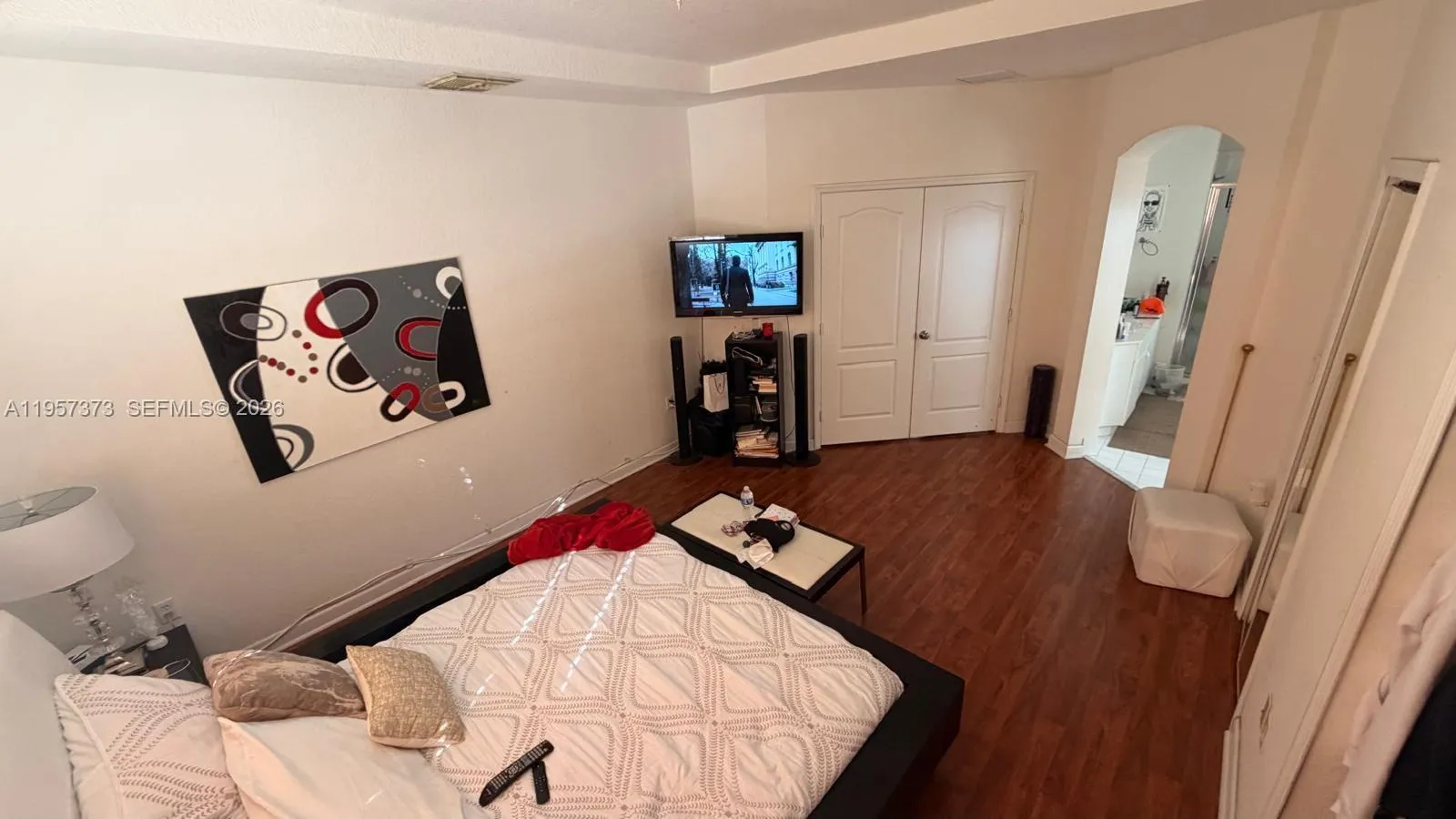 7586 Nw 113th Path, Doral, Florida 33178, Doral, Florida 33178, 5 Bedrooms Bedrooms, ,4 BathroomsBathrooms,Residential,For Sale,7586 Nw 113th Path, Doral, Florida 33178,A11957373