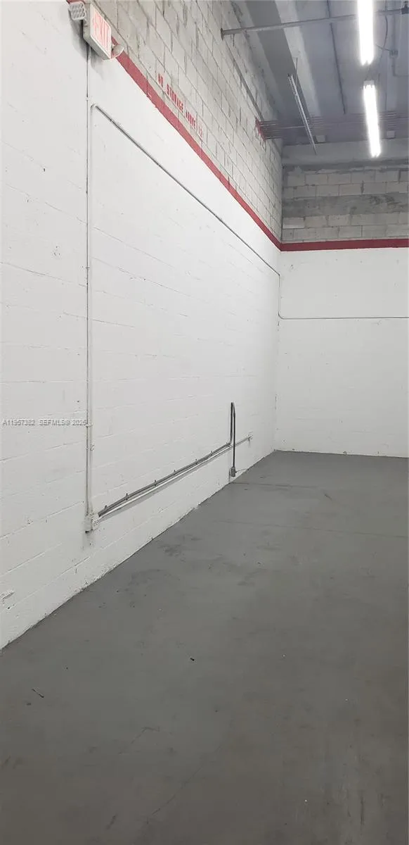 10601 Nw 122nd St 4, Medley, Florida 33178, Medley, Florida 33178, ,Commercial Lease,For Rent,10601 Nw 122nd St 4, Medley, Florida 33178,A11957382