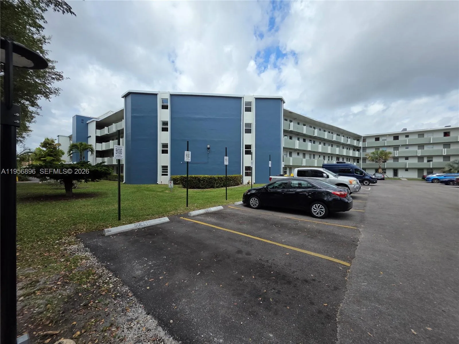 1351 Ne 191st St E420, Miami, Florida 33179, Miami, Florida 33179, 2 Bedrooms Bedrooms, ,2 BathroomsBathrooms,Residential Lease,For Rent,1351 Ne 191st St E420, Miami, Florida 33179,A11956896