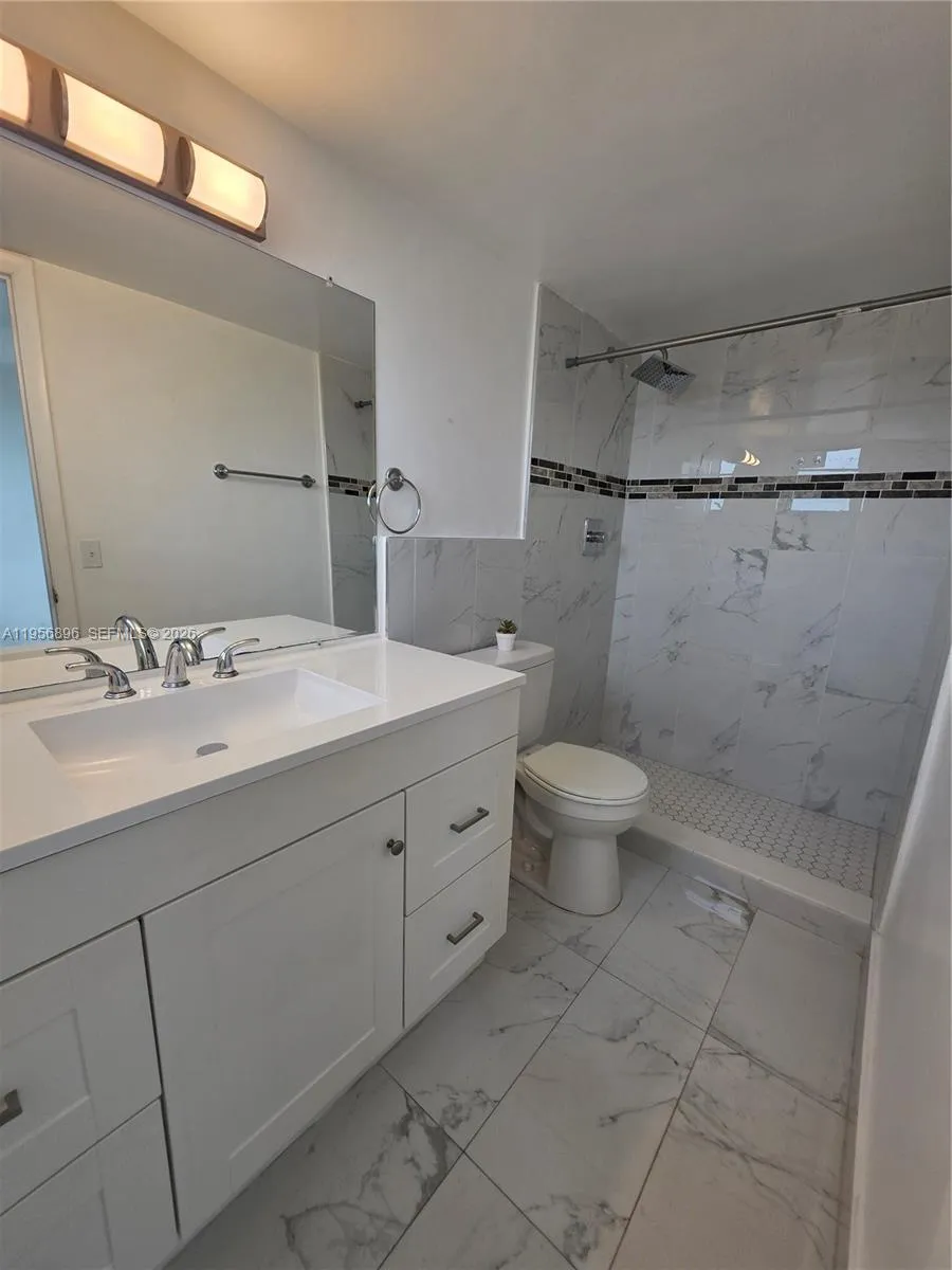 1351 Ne 191st St E420, Miami, Florida 33179, Miami, Florida 33179, 2 Bedrooms Bedrooms, ,2 BathroomsBathrooms,Residential Lease,For Rent,1351 Ne 191st St E420, Miami, Florida 33179,A11956896