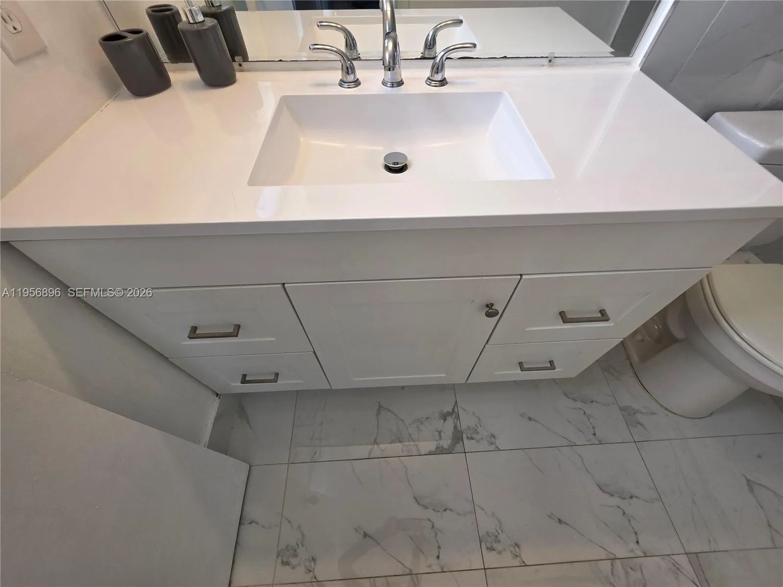 1351 Ne 191st St E420, Miami, Florida 33179, Miami, Florida 33179, 2 Bedrooms Bedrooms, ,2 BathroomsBathrooms,Residential Lease,For Rent,1351 Ne 191st St E420, Miami, Florida 33179,A11956896