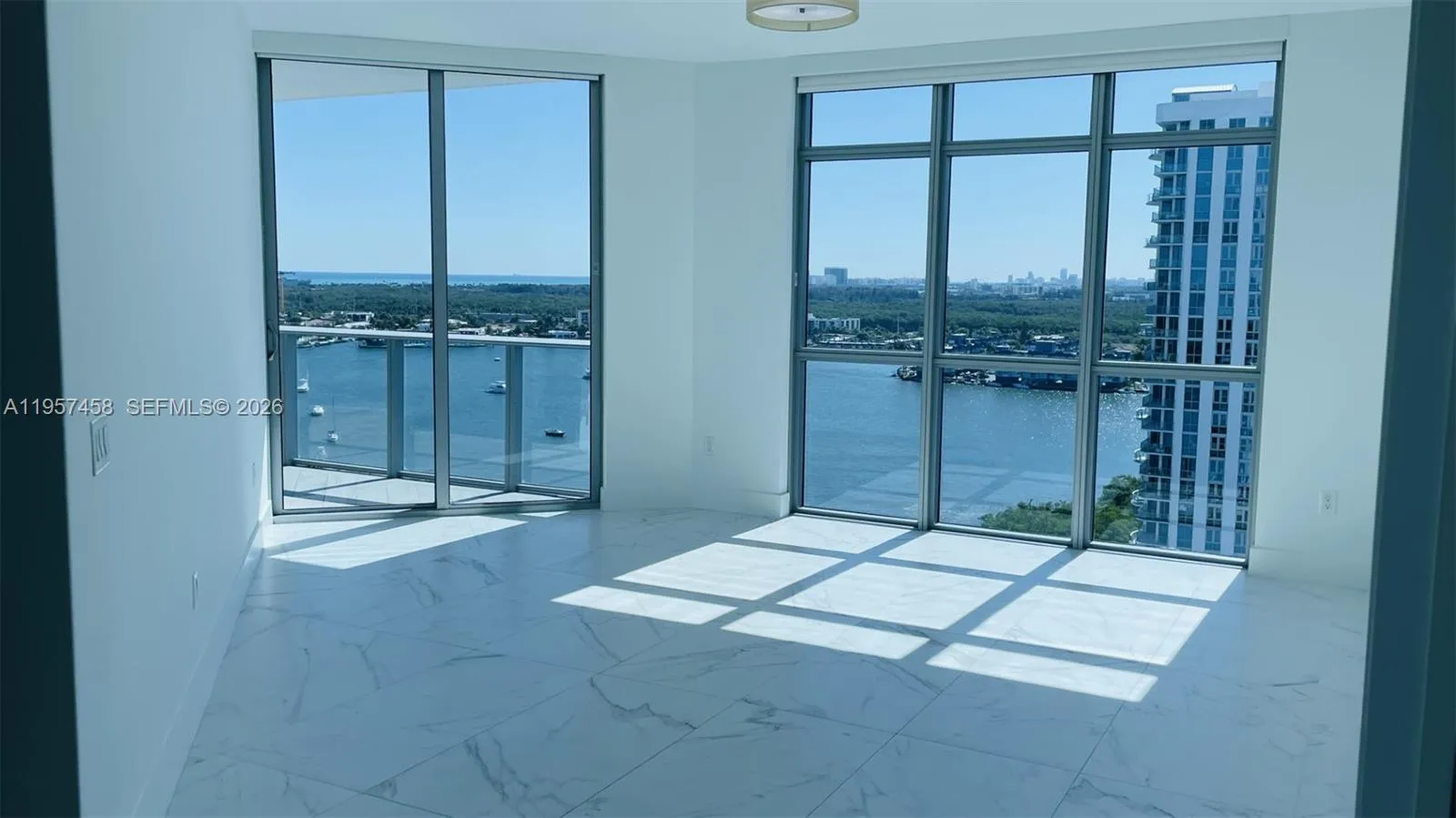 17301 Biscayne Blvd 1907, North Miami Beach, Flori, North Miami Beach, Florida 33160, 2 Bedrooms Bedrooms, ,2 BathroomsBathrooms,Residential Lease,For Rent,17301 Biscayne Blvd 1907, North Miami Beach, Flori,A11957458