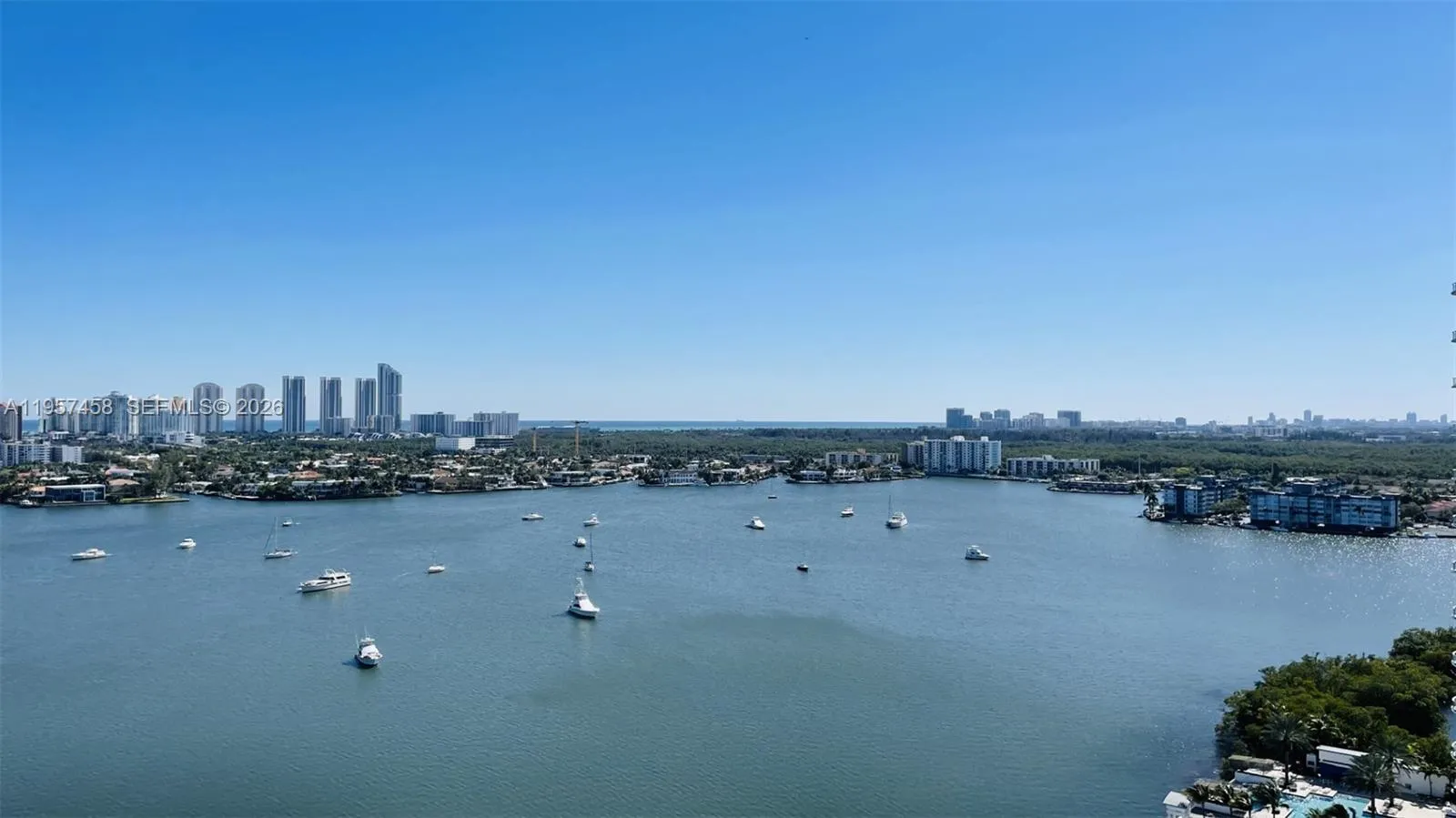17301 Biscayne Blvd 1907, North Miami Beach, Flori, North Miami Beach, Florida 33160, 2 Bedrooms Bedrooms, ,2 BathroomsBathrooms,Residential Lease,For Rent,17301 Biscayne Blvd 1907, North Miami Beach, Flori,A11957458