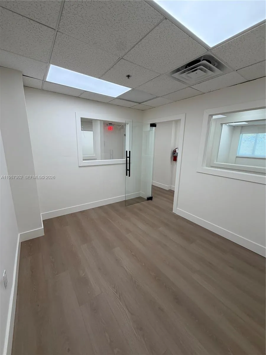 770 Ponce De Leon Blvd 303, Coral Gables, Florida, Coral Gables, Florida 33134, ,Commercial Lease,For Rent,770 Ponce De Leon Blvd 303, Coral Gables, Florida ,A11957302