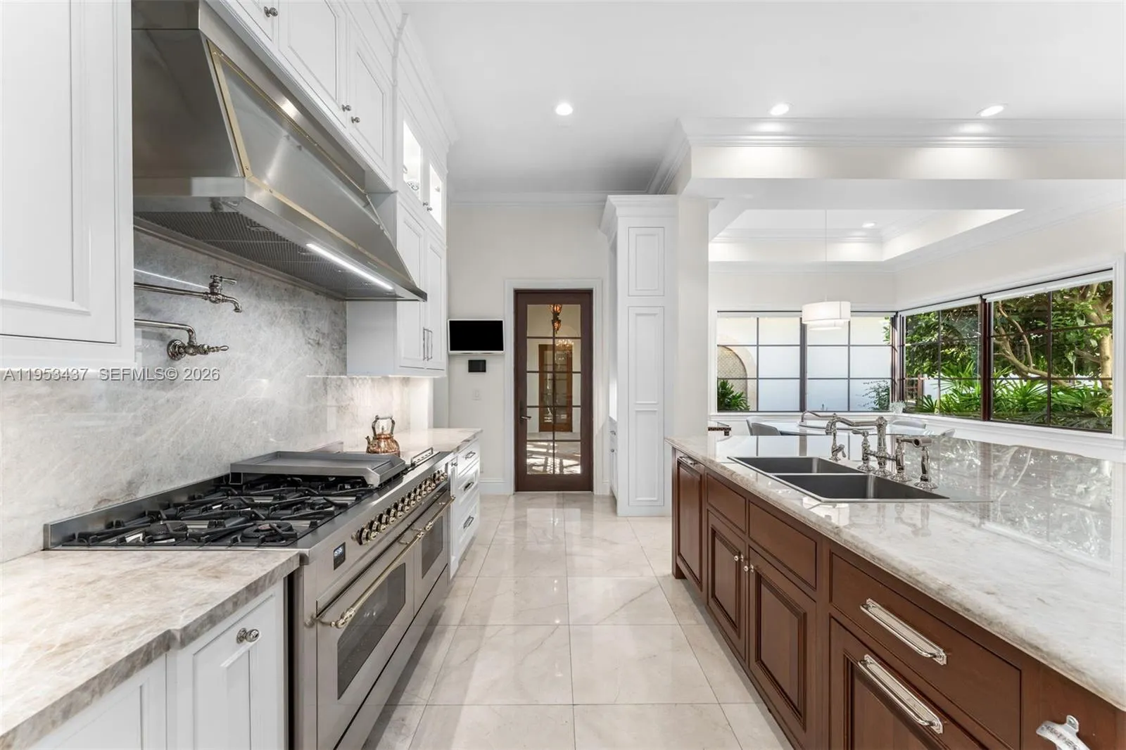 5865 Sw 96th St, Pinecrest, Florida 33156, Pinecrest, Florida 33156, 7 Bedrooms Bedrooms, ,7 BathroomsBathrooms,Residential,For Sale,5865 Sw 96th St, Pinecrest, Florida 33156,A11953437