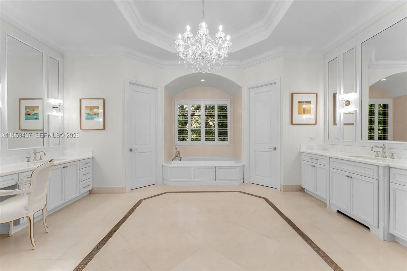 5865 Sw 96th St, Pinecrest, Florida 33156, Pinecrest, Florida 33156, 7 Bedrooms Bedrooms, ,7 BathroomsBathrooms,Residential,For Sale,5865 Sw 96th St, Pinecrest, Florida 33156,A11953437