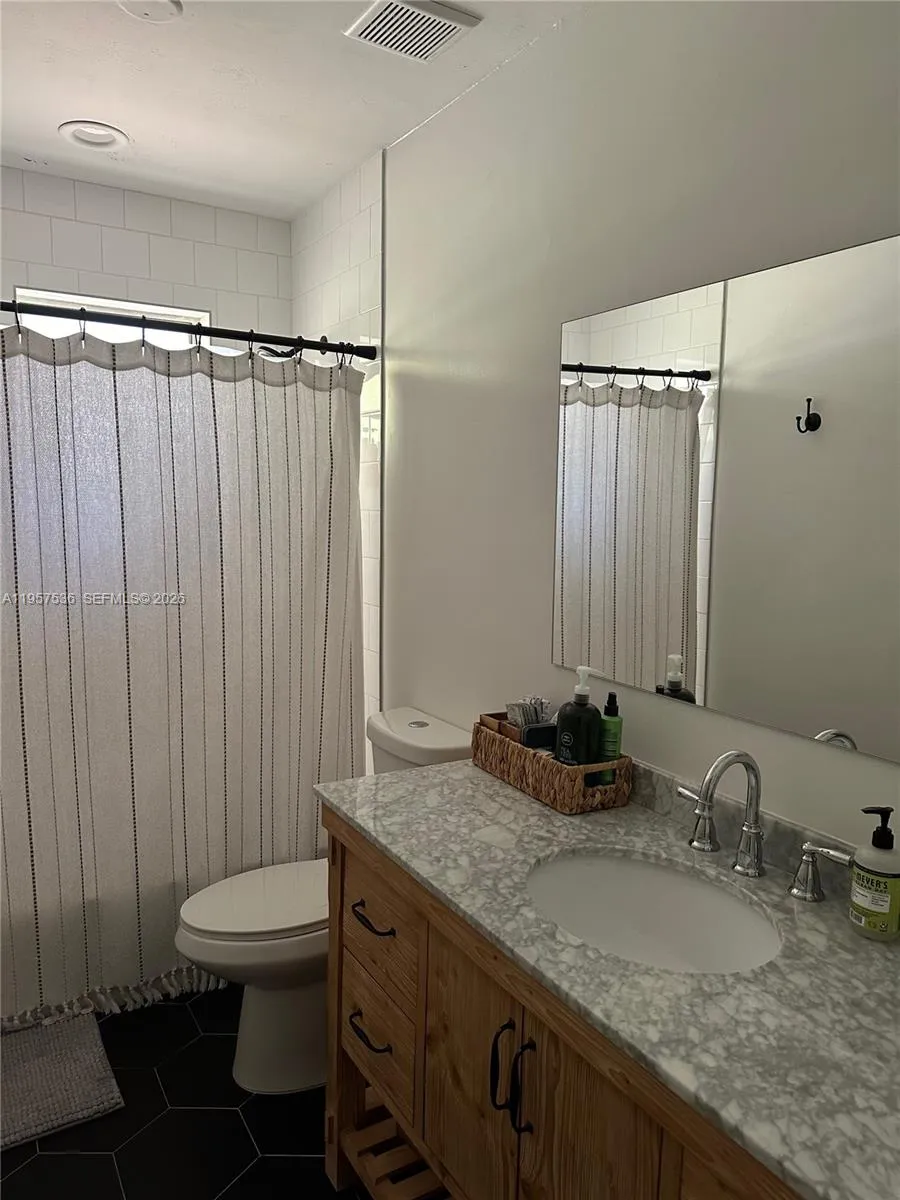 Miami, Florida 33156, 2 Bedrooms Bedrooms, ,2 BathroomsBathrooms,Residential Lease,For Rent,A11957536