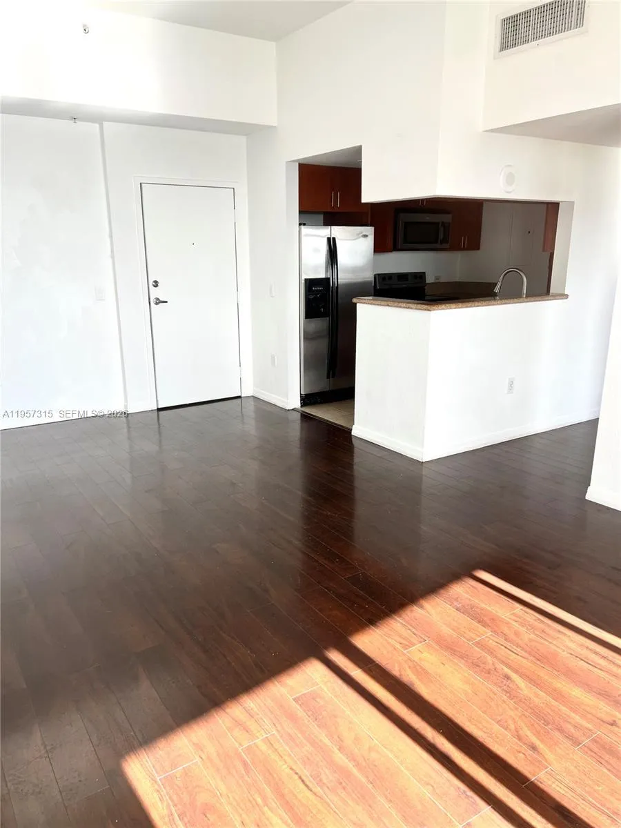 36 Nw 6th Ave Ts-1, Miami, Florida 33128, Miami, Florida 33128, 2 Bedrooms Bedrooms, ,2 BathroomsBathrooms,Residential,For Sale,36 Nw 6th Ave Ts-1, Miami, Florida 33128,A11957315