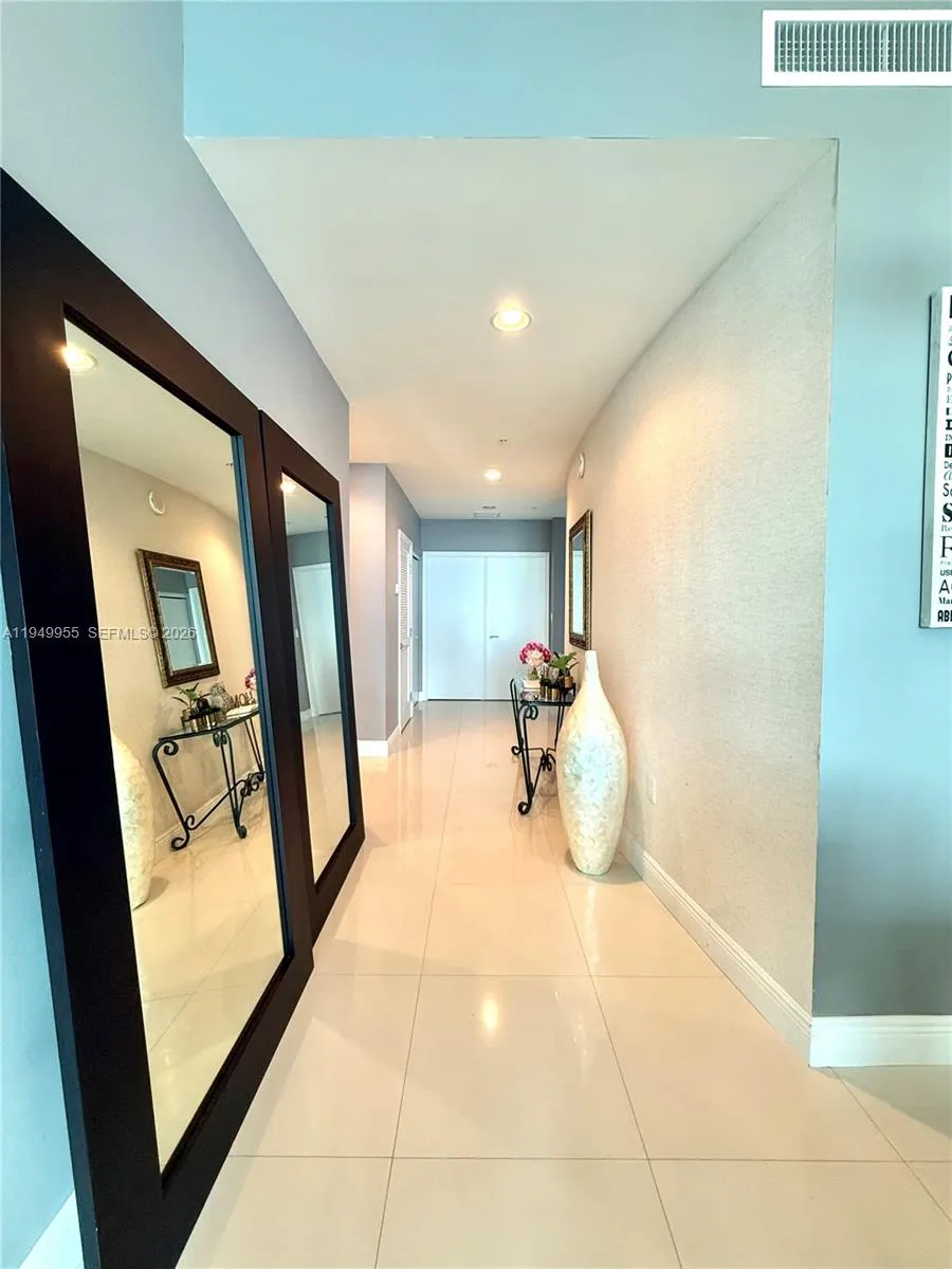 7928 East Dr 905, North Bay Village, Florida 33141, North Bay Village, Florida 33141, 2 Bedrooms Bedrooms, ,3 BathroomsBathrooms,Residential,For Sale,7928 East Dr 905, North Bay Village, Florida 33141,A11949955