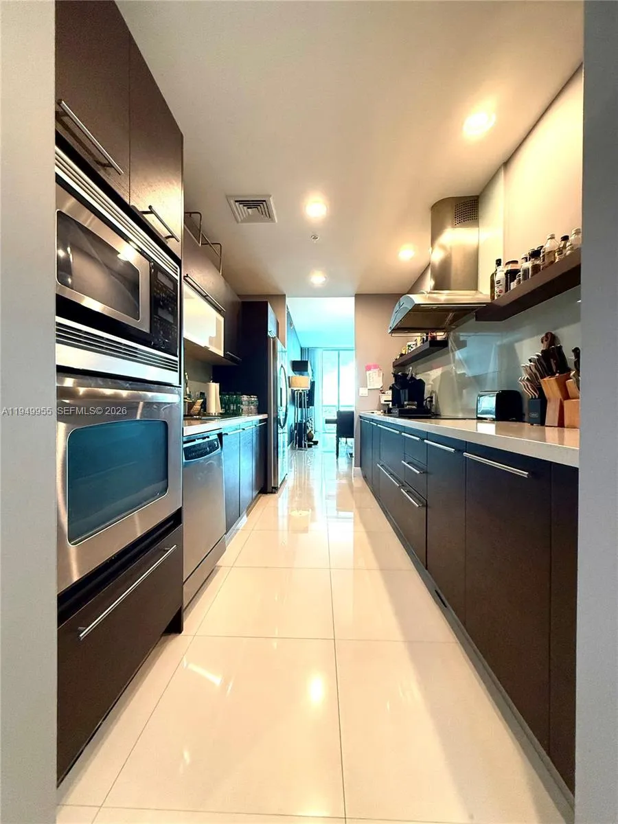 7928 East Dr 905, North Bay Village, Florida 33141, North Bay Village, Florida 33141, 2 Bedrooms Bedrooms, ,3 BathroomsBathrooms,Residential,For Sale,7928 East Dr 905, North Bay Village, Florida 33141,A11949955