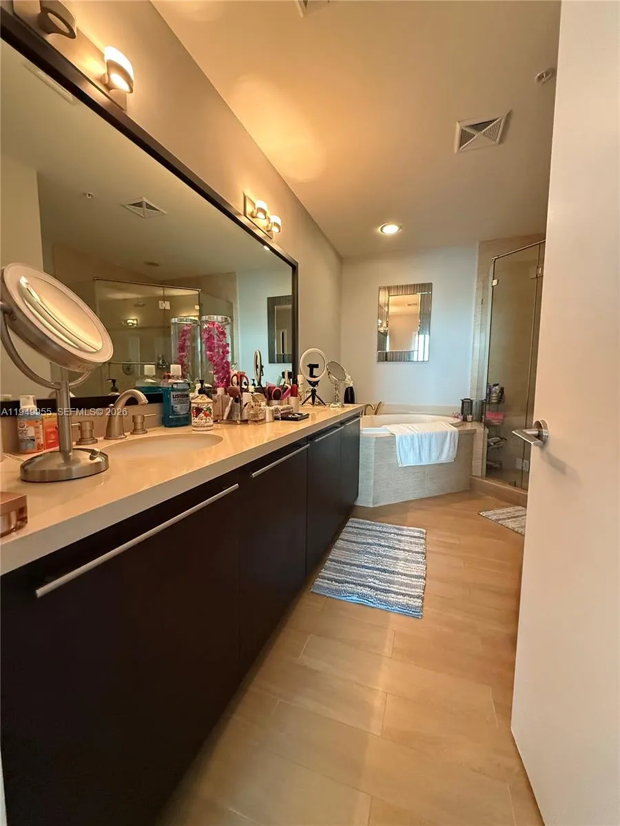 7928 East Dr 905, North Bay Village, Florida 33141, North Bay Village, Florida 33141, 2 Bedrooms Bedrooms, ,3 BathroomsBathrooms,Residential,For Sale,7928 East Dr 905, North Bay Village, Florida 33141,A11949955