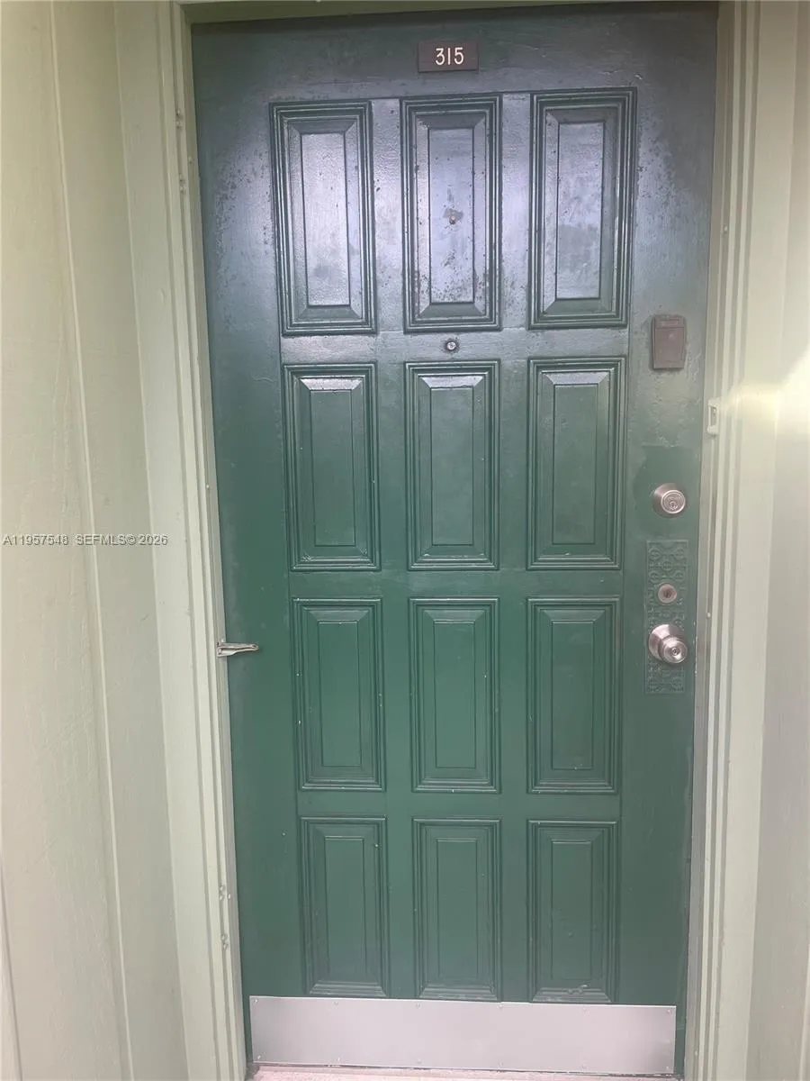 10525 Sw 112th Ave 315, Miami, Florida 33176, Miami, Florida 33176, 1 Bedroom Bedrooms, ,1 BathroomBathrooms,Residential Lease,For Rent,10525 Sw 112th Ave 315, Miami, Florida 33176,A11957548 10525 Sw 112th Ave 315, Miami, Florida 33176, Miami, Florida 33176, 1 Bedroom Bedrooms, ,1 BathroomBathrooms,Residential Lease,For Rent,10525 Sw 112th Ave 315, Miami, Florida 33176,A11957548
