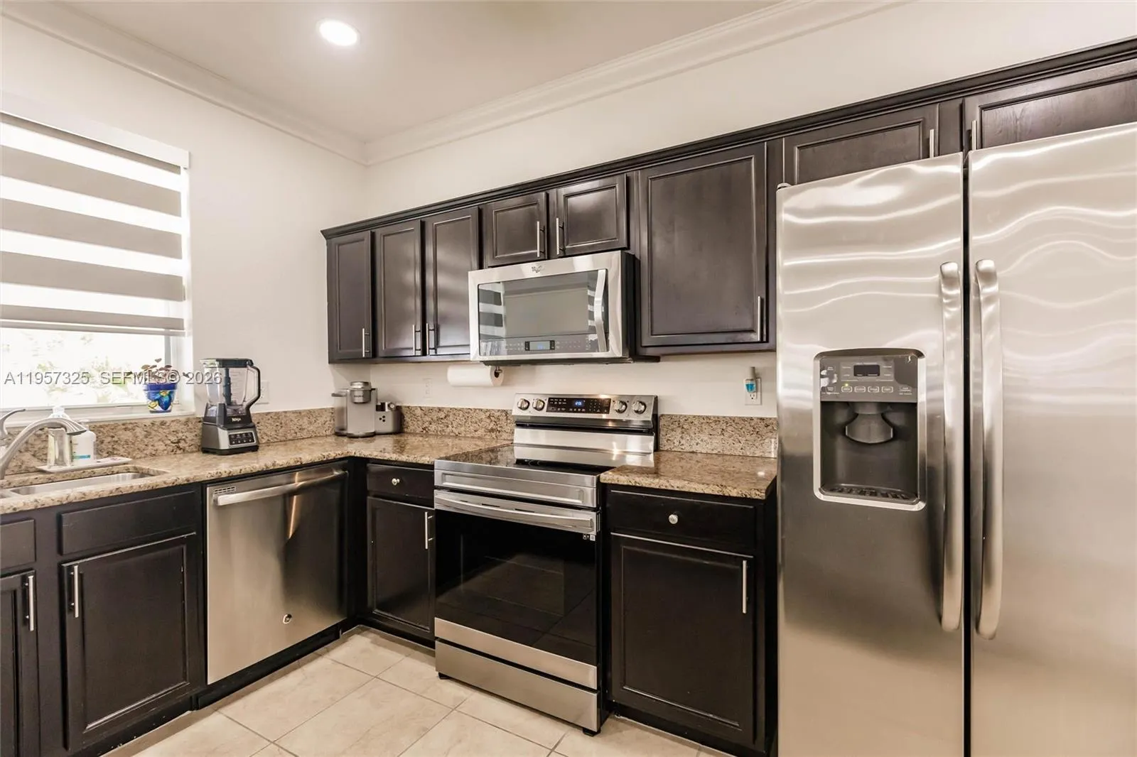 17063 Sw 91st St, Miami, Florida 33196, Miami, Florida 33196, 5 Bedrooms Bedrooms, ,5 BathroomsBathrooms,Residential,For Sale,17063 Sw 91st St, Miami, Florida 33196,A11957325