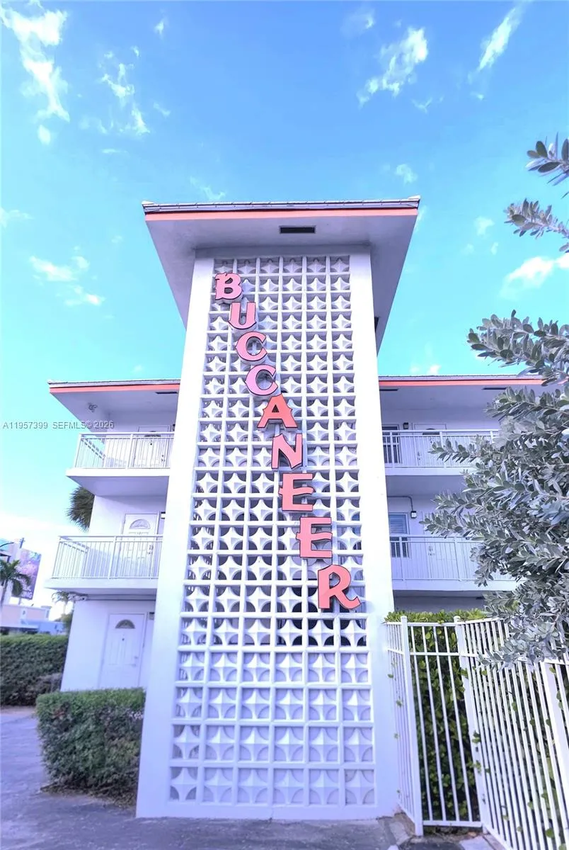 120 Ne 20th Ave 27, Deerfield Beach, Florida 33441, Deerfield Beach, Florida 33441, 1 Bedroom Bedrooms, ,1 BathroomBathrooms,Residential,For Sale,120 Ne 20th Ave 27, Deerfield Beach, Florida 33441,A11957399