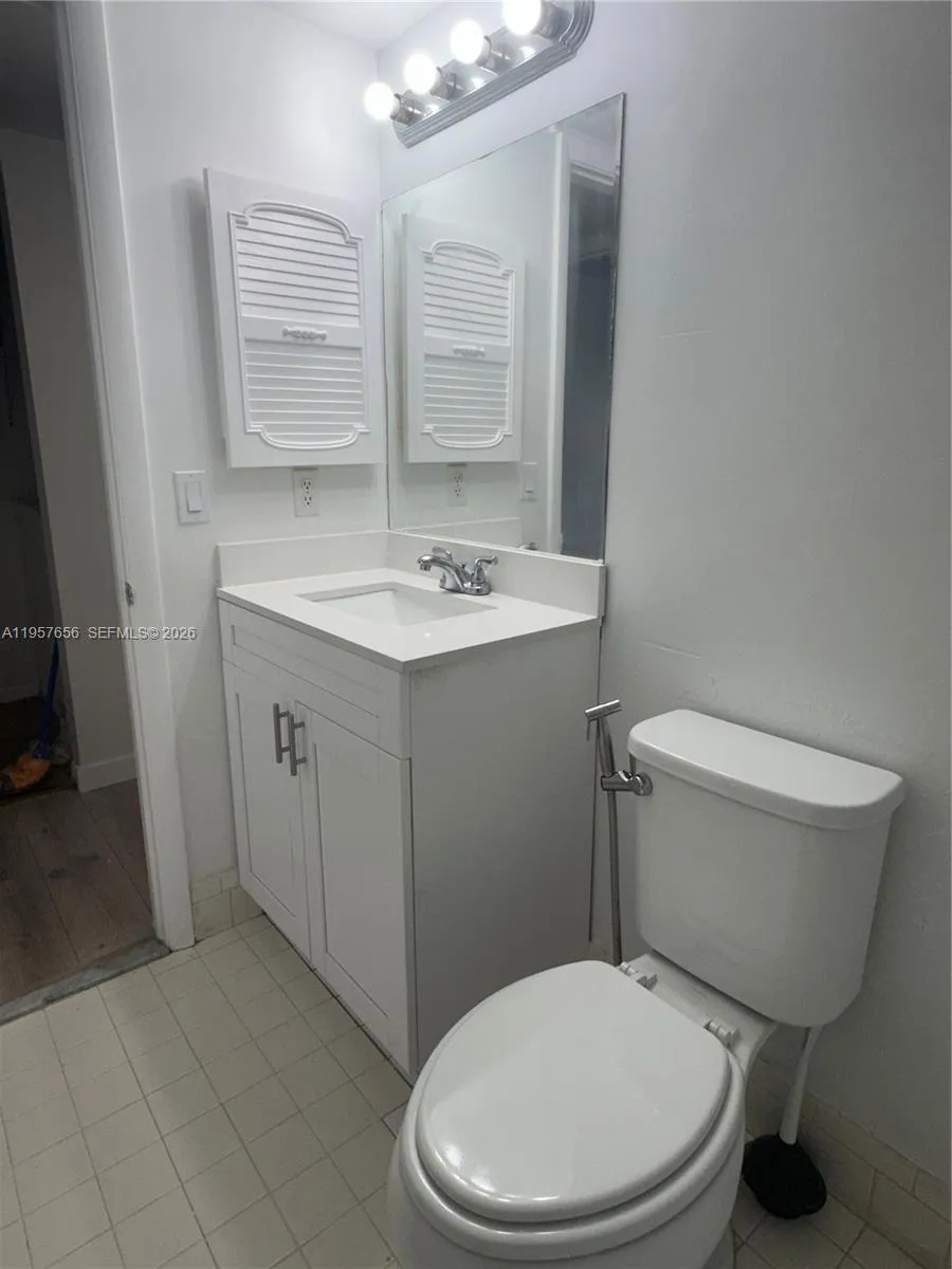 200 Sw 132nd Way 207l, Pembroke Pines, Florida 330, Pembroke Pines, Florida 33027, 1 Bedroom Bedrooms, ,1 BathroomBathrooms,Residential,For Sale,200 Sw 132nd Way 207l, Pembroke Pines, Florida 330,A11957656