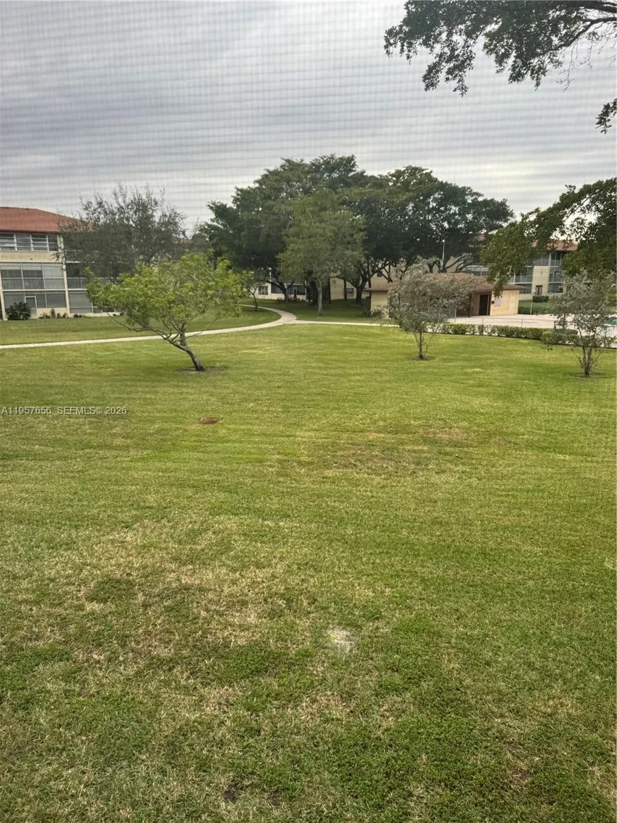 200 Sw 132nd Way 207l, Pembroke Pines, Florida 330, Pembroke Pines, Florida 33027, 1 Bedroom Bedrooms, ,1 BathroomBathrooms,Residential,For Sale,200 Sw 132nd Way 207l, Pembroke Pines, Florida 330,A11957656