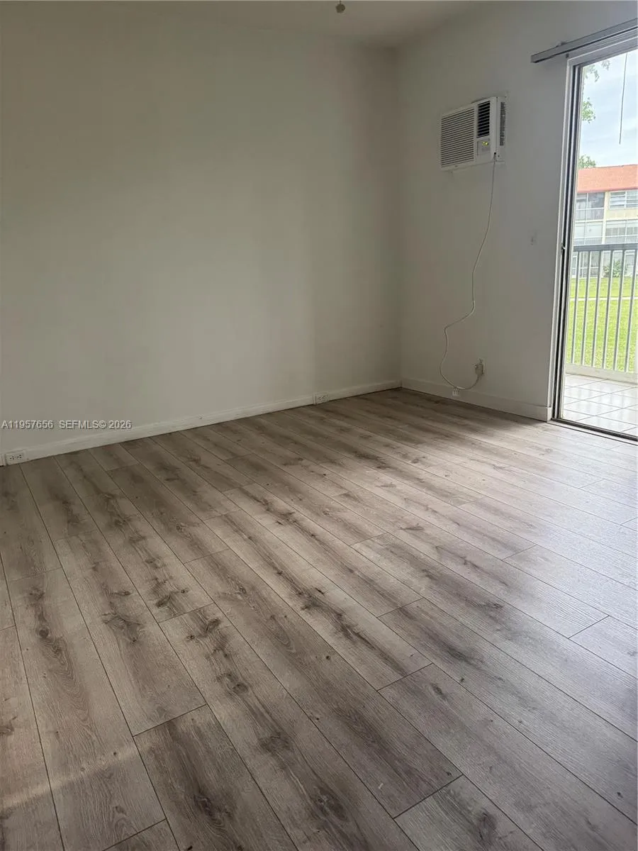 200 Sw 132nd Way 207l, Pembroke Pines, Florida 330, Pembroke Pines, Florida 33027, 1 Bedroom Bedrooms, ,1 BathroomBathrooms,Residential,For Sale,200 Sw 132nd Way 207l, Pembroke Pines, Florida 330,A11957656