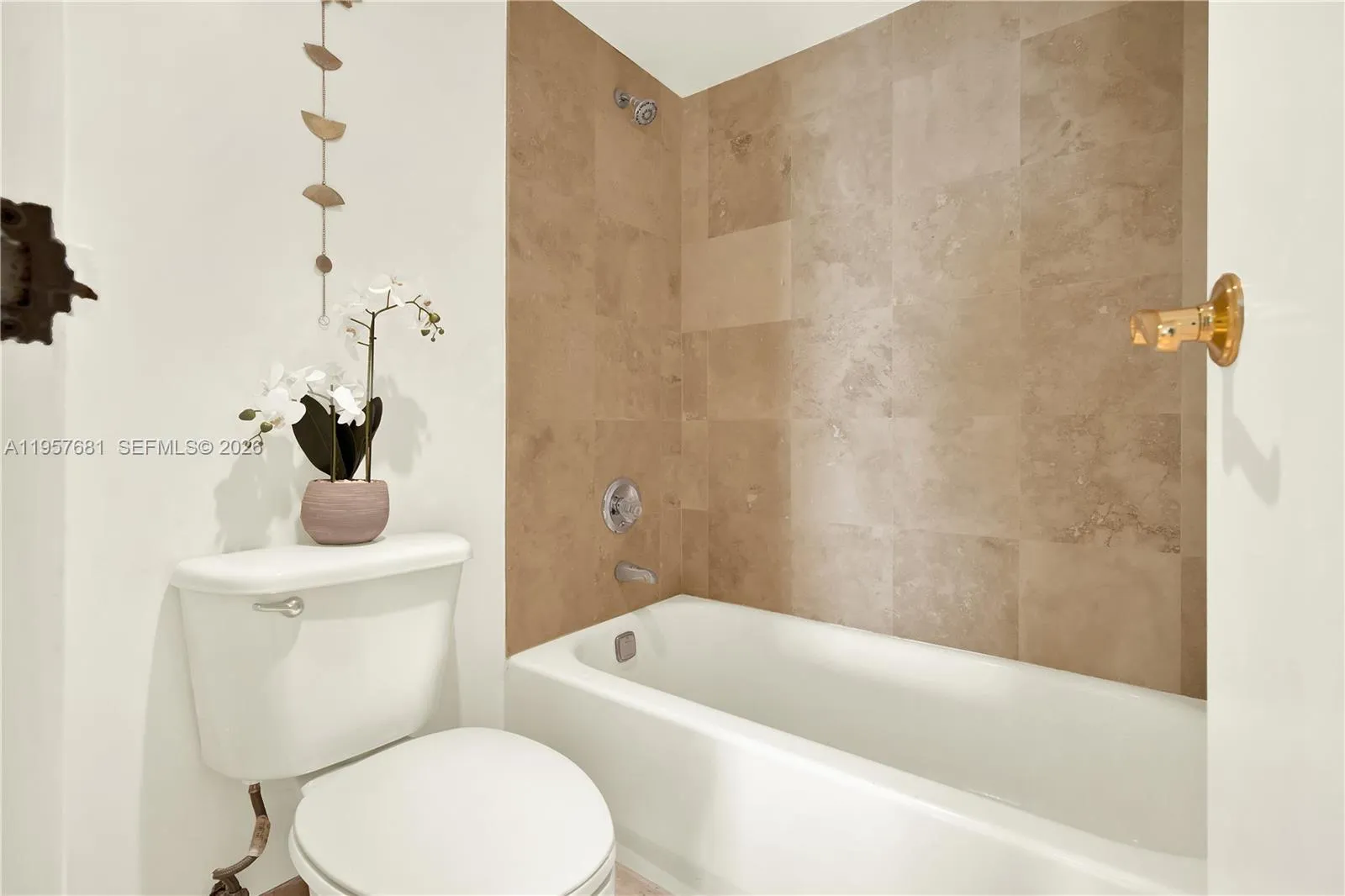 100 S Bayview Dr 1222, Sunny Isles Beach, Florida, Sunny Isles Beach, Florida 33160, 2 Bedrooms Bedrooms, ,2 BathroomsBathrooms,Residential,For Sale,100 S Bayview Dr 1222, Sunny Isles Beach, Florida ,A11957681