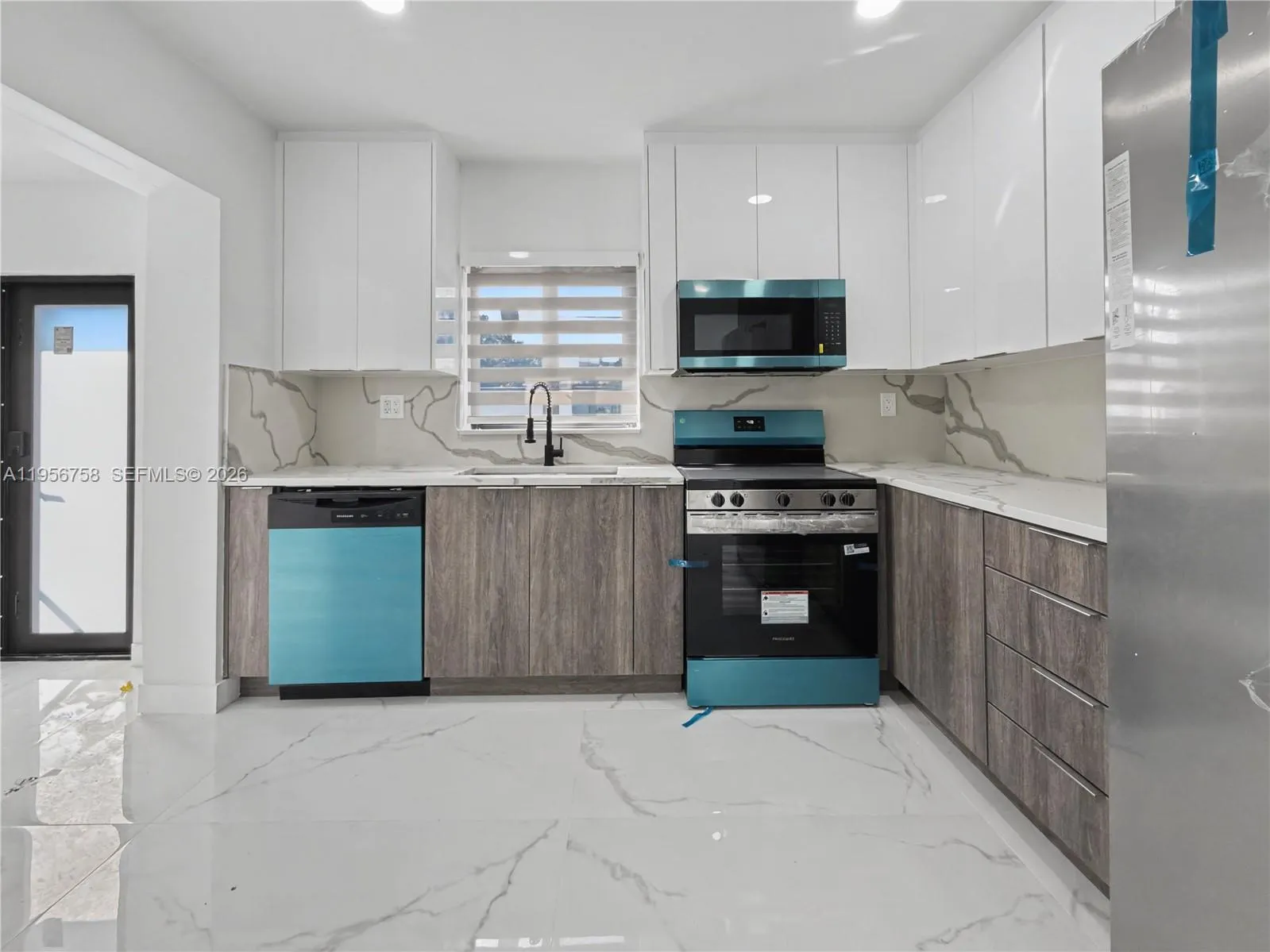 2490 Sw 17th St, Miami, Florida 33145, Miami, Florida 33145, ,Residential Income,For Sale,2490 Sw 17th St, Miami, Florida 33145,A11956758