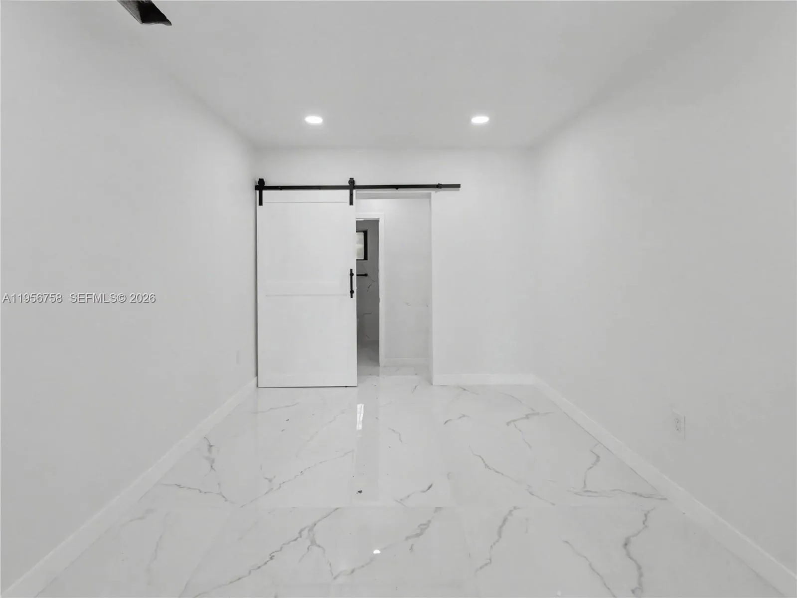 2490 Sw 17th St, Miami, Florida 33145, Miami, Florida 33145, ,Residential Income,For Sale,2490 Sw 17th St, Miami, Florida 33145,A11956758
