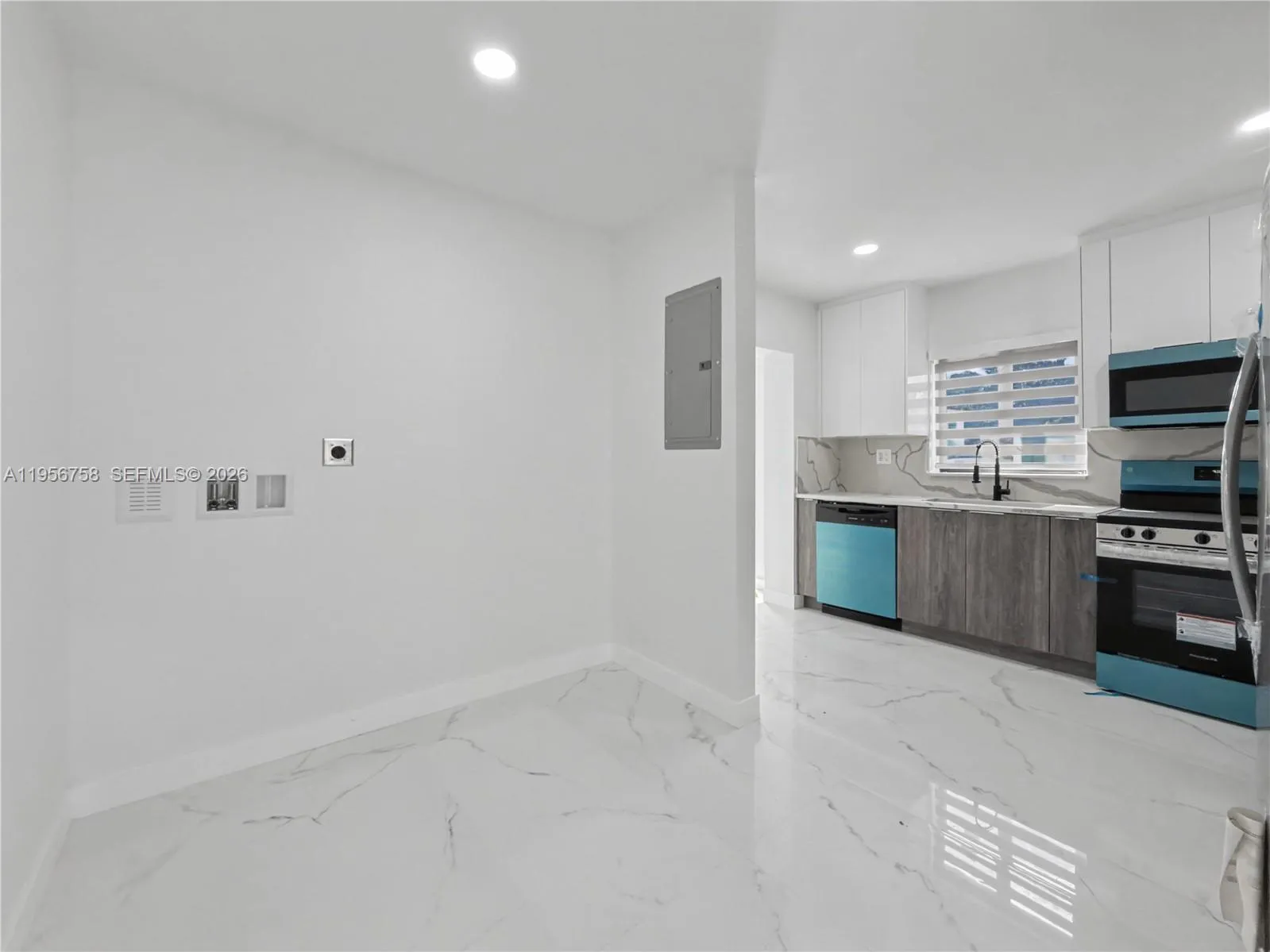 2490 Sw 17th St, Miami, Florida 33145, Miami, Florida 33145, ,Residential Income,For Sale,2490 Sw 17th St, Miami, Florida 33145,A11956758