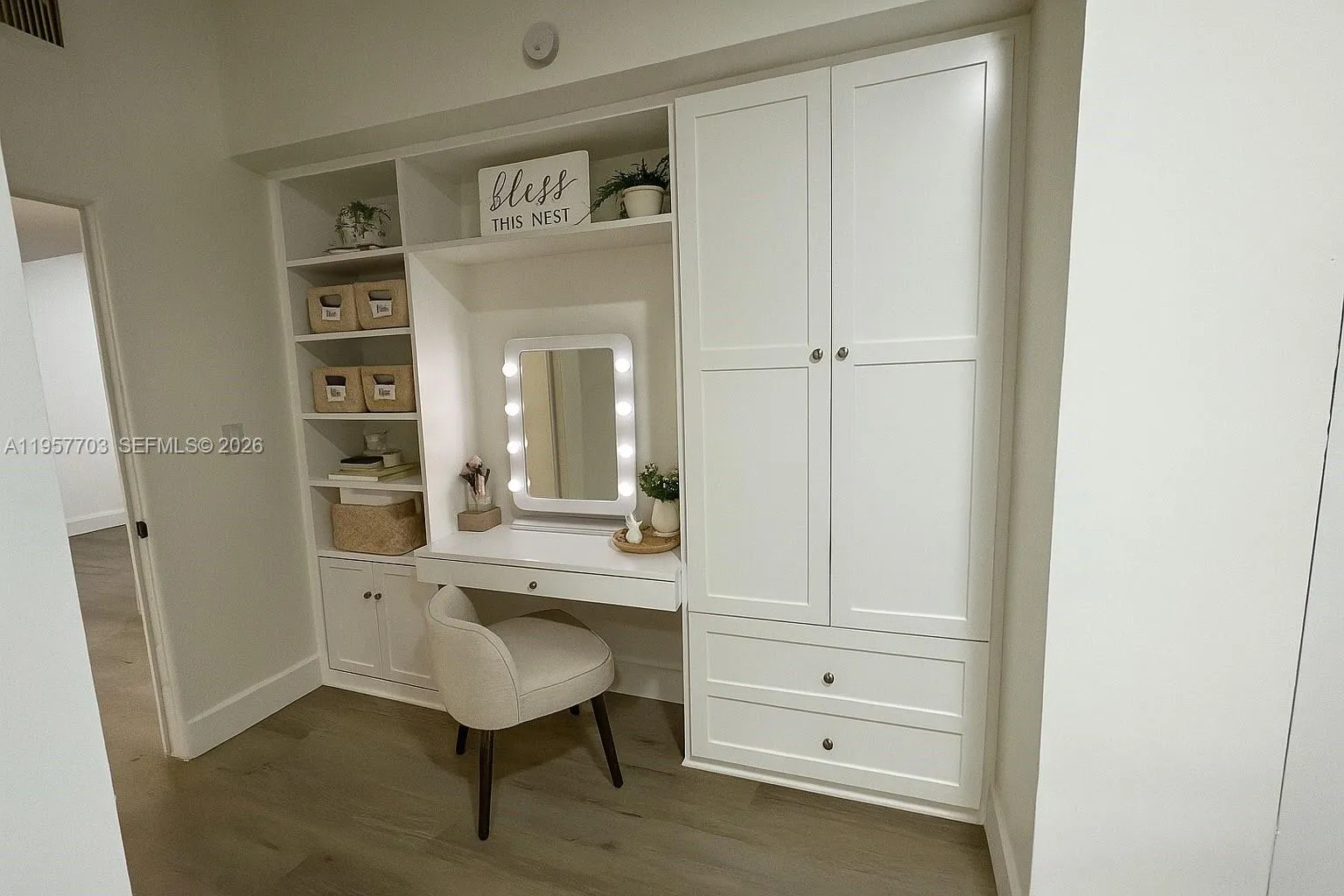 Virtually staged - storage area