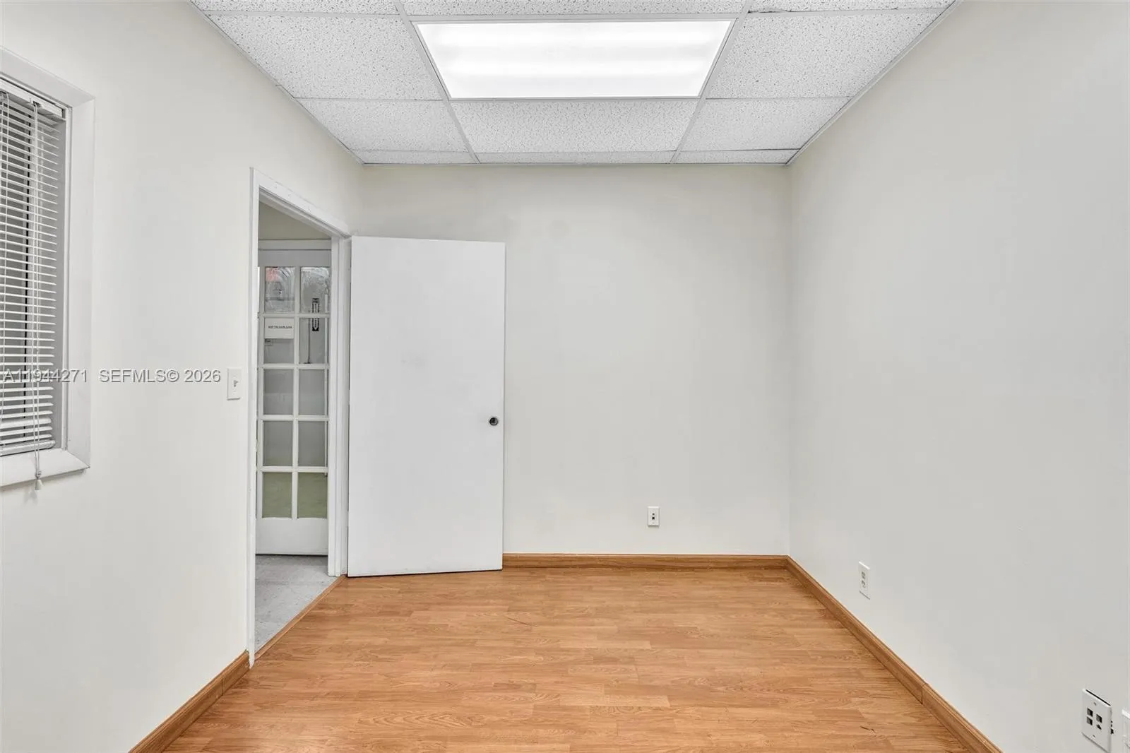 2021 Coolidge St 103, Hollywood, Florida 33020, Hollywood, Florida 33020, ,Commercial Lease,For Rent,2021 Coolidge St 103, Hollywood, Florida 33020,A11944271