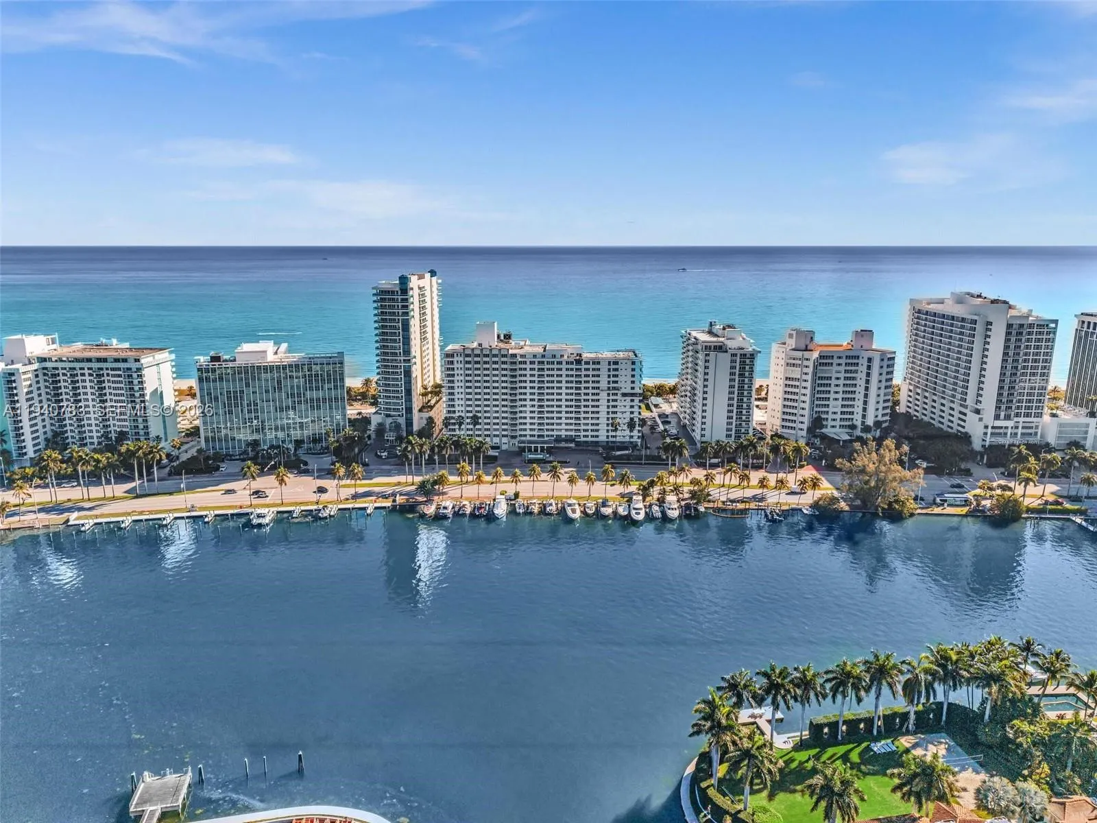 5005 Collins Ave 824, Miami Beach, Florida 33140, Miami Beach, Florida 33140, 3 Bedrooms Bedrooms, ,2 BathroomsBathrooms,Residential,For Sale,5005 Collins Ave 824, Miami Beach, Florida 33140,A11940783