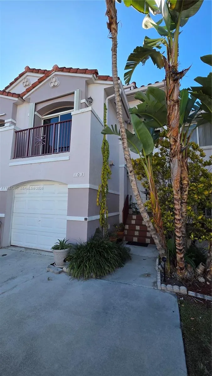 10240 Sw 154th Cir Ct 103-6, Miami, Florida 33196, Miami, Florida 33196, 3 Bedrooms Bedrooms, ,2 BathroomsBathrooms,Residential,For Sale,10240 Sw 154th Cir Ct 103-6, Miami, Florida 33196,A11957361