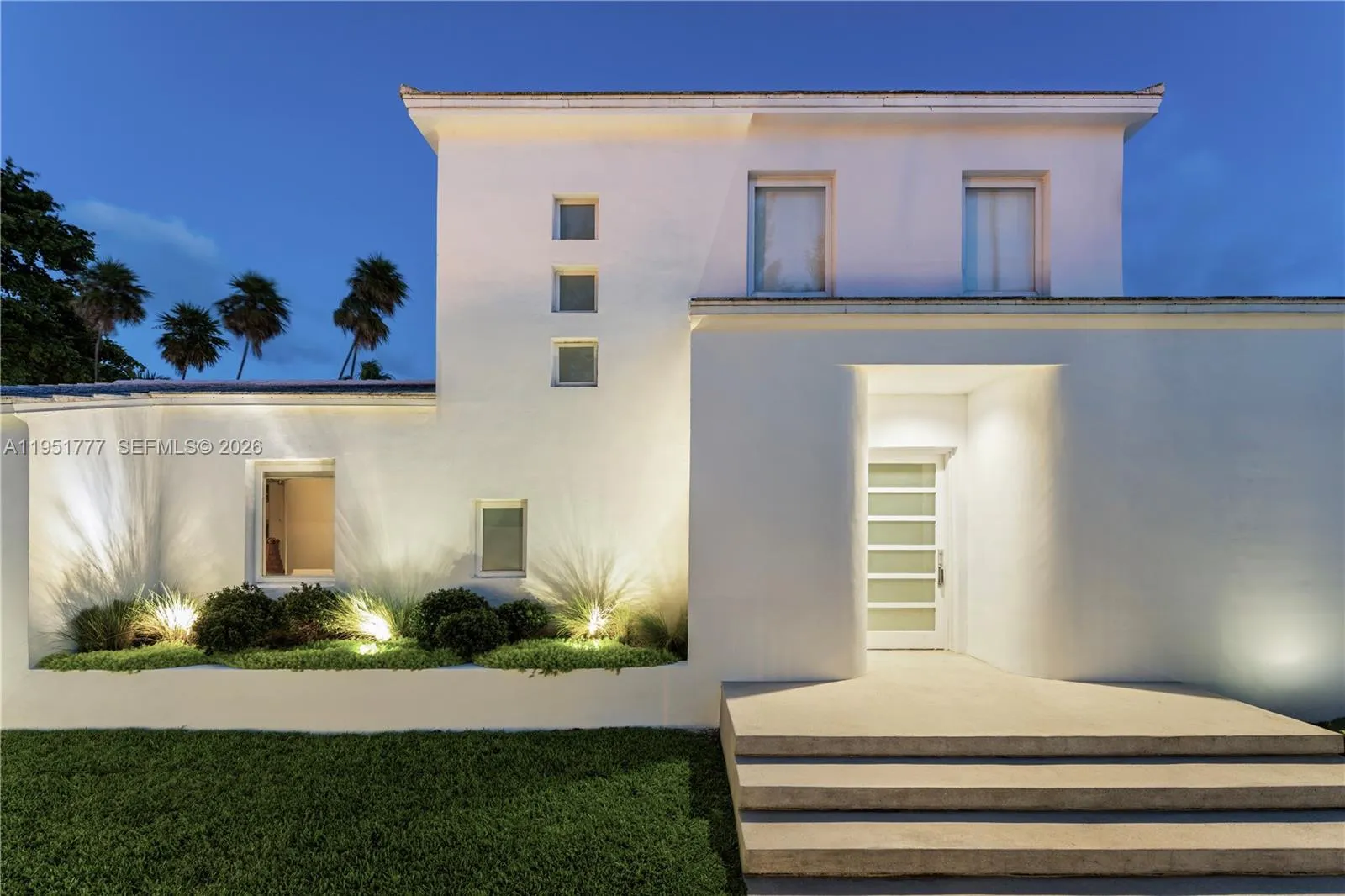 3325 Pine Tree Dr, Miami Beach, Florida 33140, Miami Beach, Florida 33140, 3 Bedrooms Bedrooms, ,3 BathroomsBathrooms,Residential,For Sale,3325 Pine Tree Dr, Miami Beach, Florida 33140,A11951777
