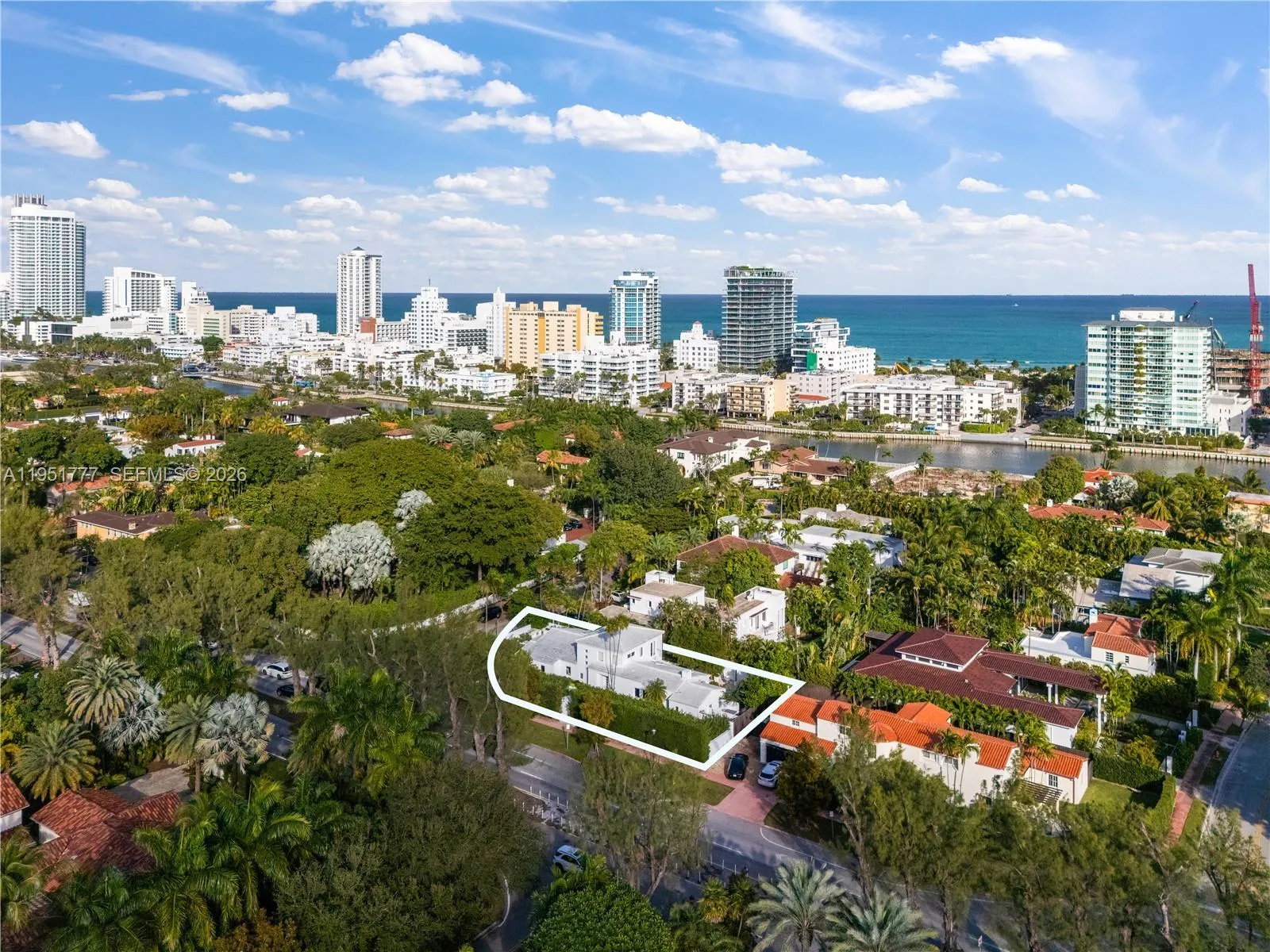 3325 Pine Tree Dr, Miami Beach, Florida 33140, Miami Beach, Florida 33140, 3 Bedrooms Bedrooms, ,3 BathroomsBathrooms,Residential,For Sale,3325 Pine Tree Dr, Miami Beach, Florida 33140,A11951777