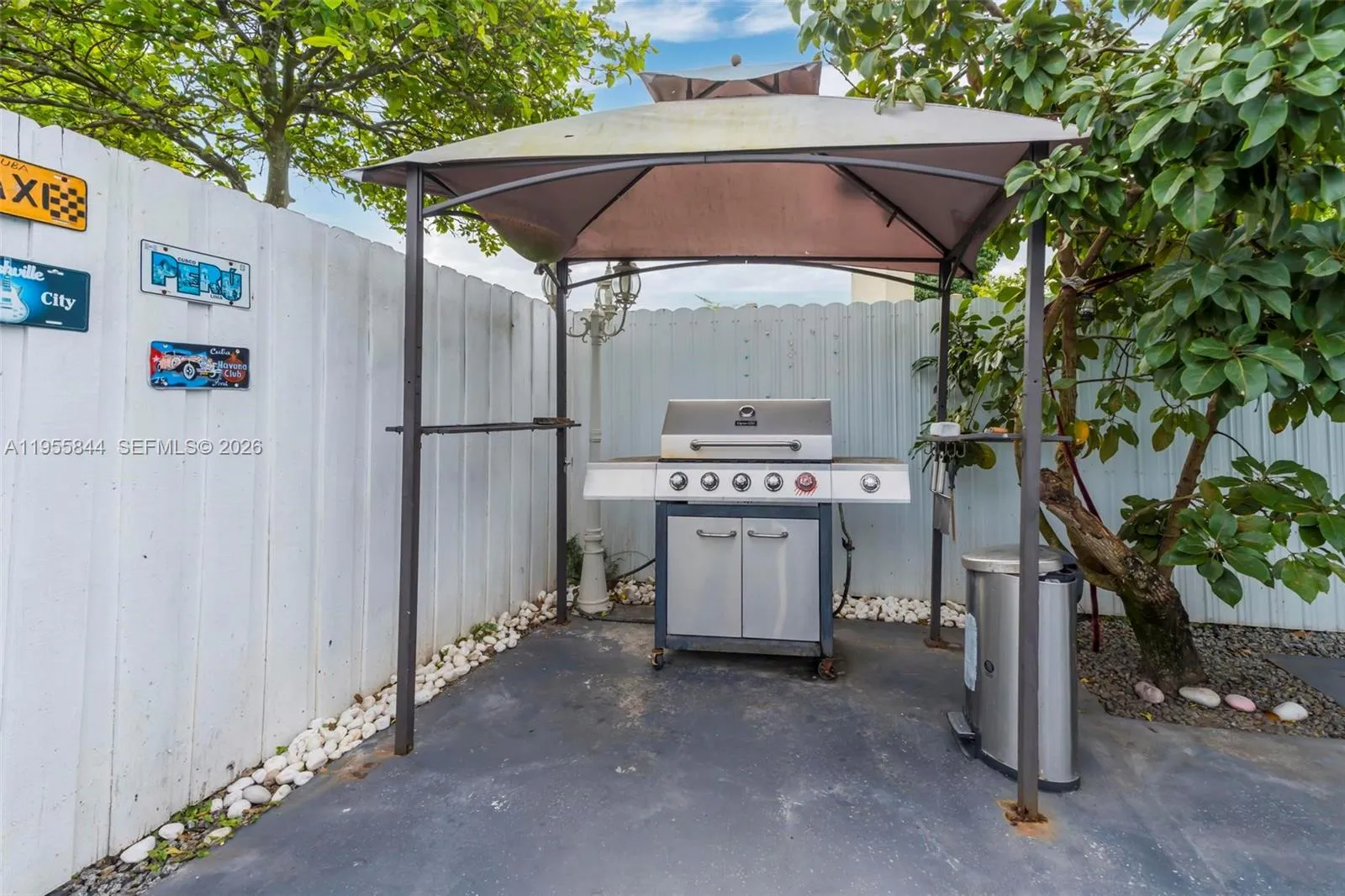 7630 Plantation Blvd, Miramar, Florida 33023, Miramar, Florida 33023, 5 Bedrooms Bedrooms, ,4 BathroomsBathrooms,Residential,For Sale,7630 Plantation Blvd, Miramar, Florida 33023,A11955844