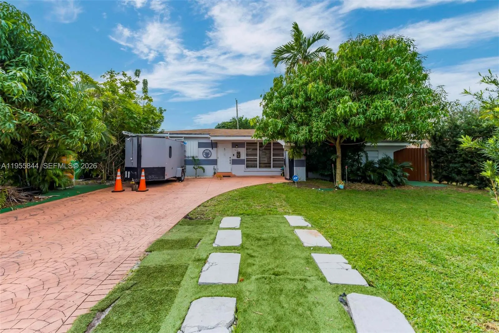 7630 Plantation Blvd, Miramar, Florida 33023, Miramar, Florida 33023, 5 Bedrooms Bedrooms, ,4 BathroomsBathrooms,Residential,For Sale,7630 Plantation Blvd, Miramar, Florida 33023,A11955844