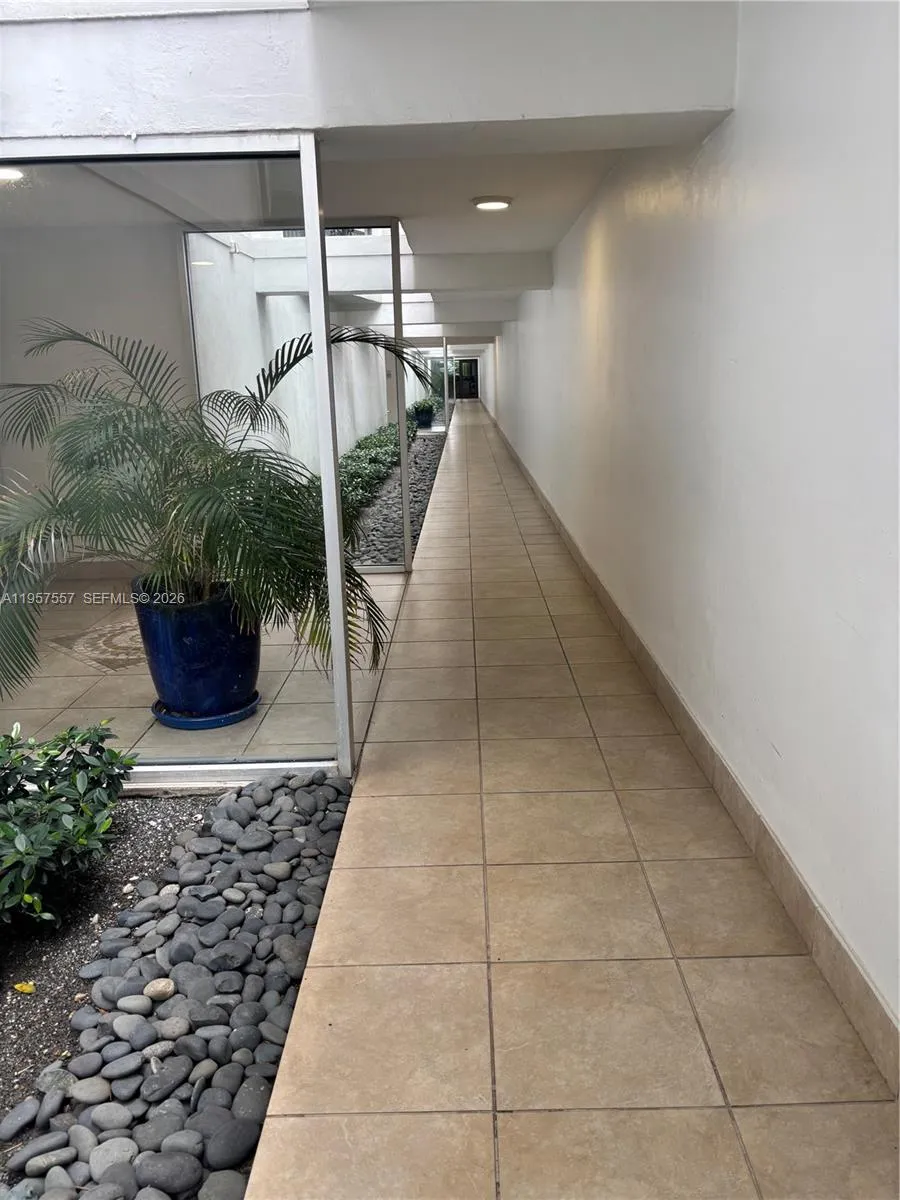 5845 Collins Ave 106, Miami Beach, Florida 33140, Miami Beach, Florida 33140, 1 Bedroom Bedrooms, ,1 BathroomBathrooms,Residential,For Sale,5845 Collins Ave 106, Miami Beach, Florida 33140,A11957557