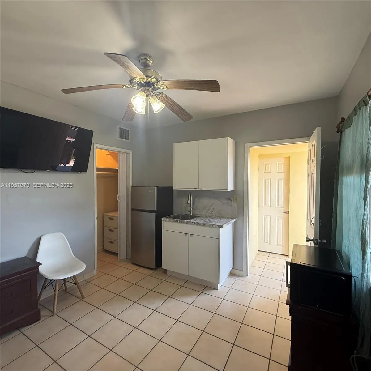 275 W 16th St 0, Hialeah, Florida 33010, Hialeah, Florida 33010, 1 Bedroom Bedrooms, ,1 BathroomBathrooms,Residential Lease,For Rent,275 W 16th St 0, Hialeah, Florida 33010,A11957879