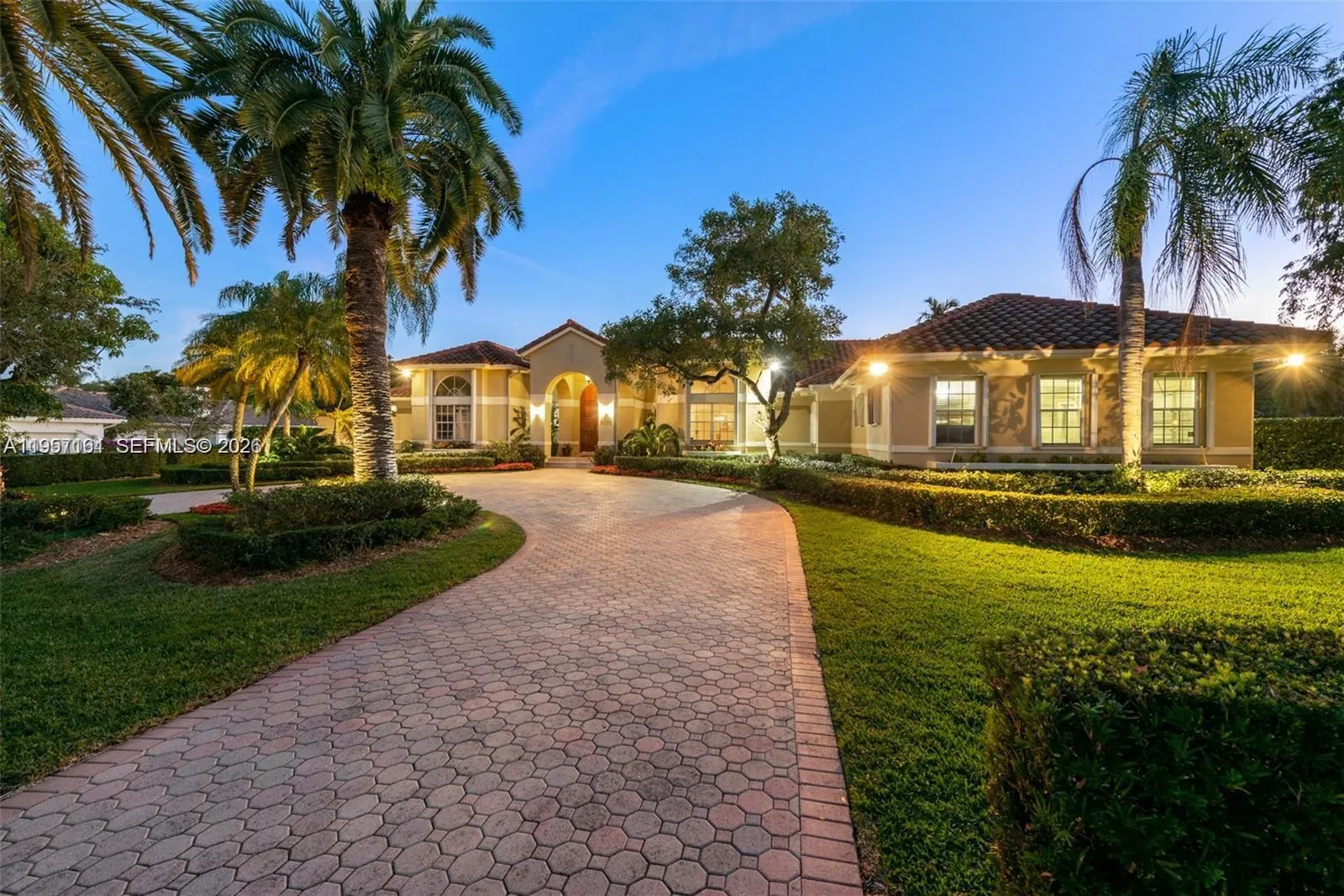 5770 Sw 128th St, Pinecrest, Florida 33156, Pinecrest, Florida 33156, 6 Bedrooms Bedrooms, ,5 BathroomsBathrooms,Residential,For Sale,5770 Sw 128th St, Pinecrest, Florida 33156,A11957161