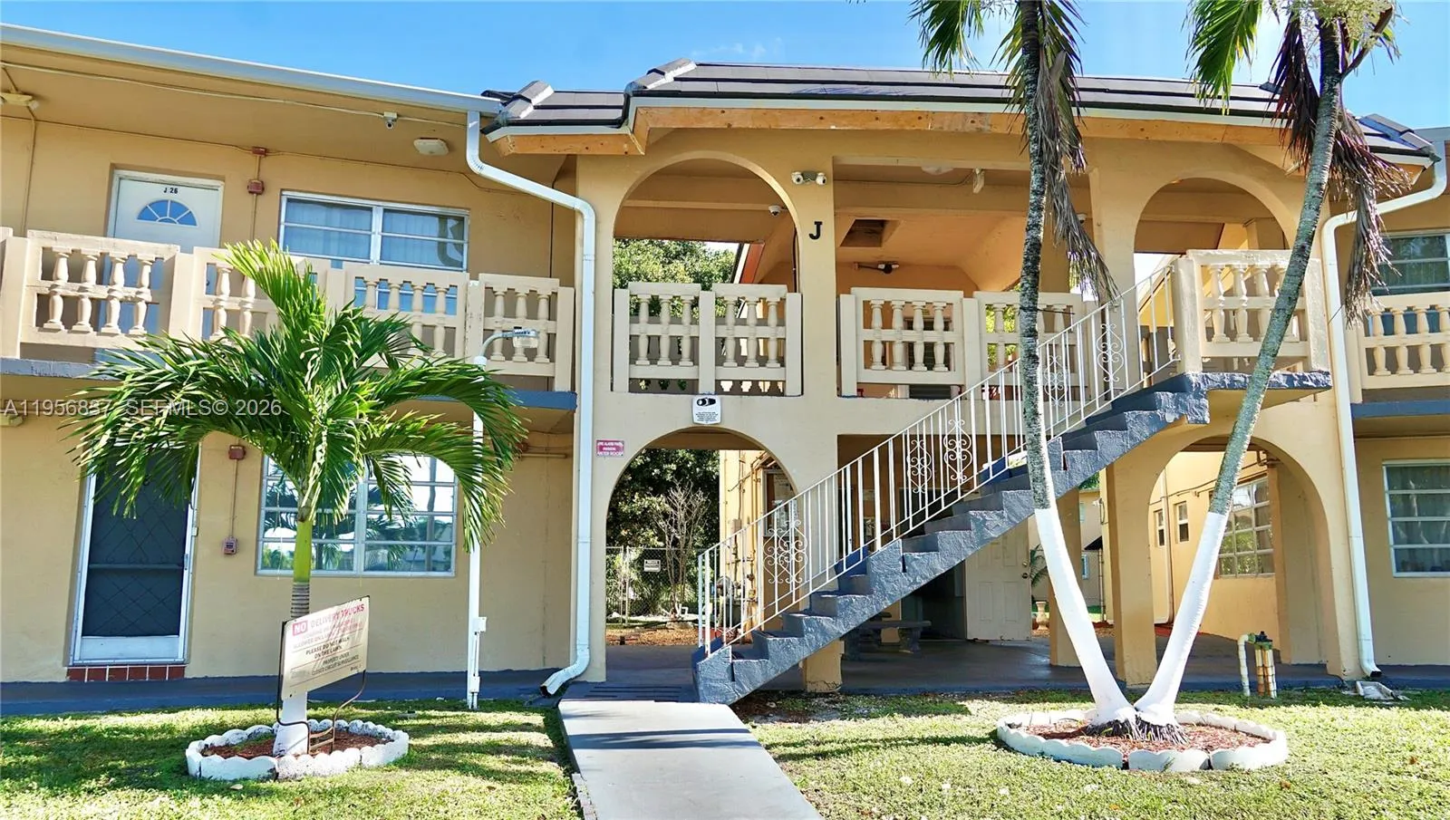 20311 Ne 2nd Ave 27, Miami, Florida 33179, Miami, Florida 33179, 1 Bedroom Bedrooms, 6 Rooms Rooms,1 BathroomBathrooms,Residential,For Sale,20311 Ne 2nd Ave 27, Miami, Florida 33179,A11956837