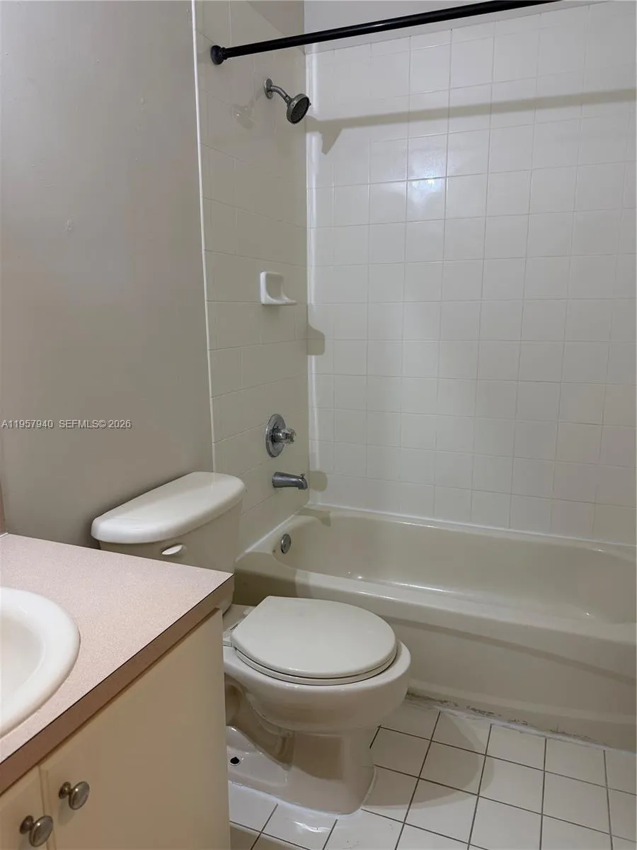 15305 Sw 119th St, Miami, Florida 33196, Miami, Florida 33196, 3 Bedrooms Bedrooms, ,2 BathroomsBathrooms,Residential Lease,For Rent,15305 Sw 119th St, Miami, Florida 33196,A11957940
