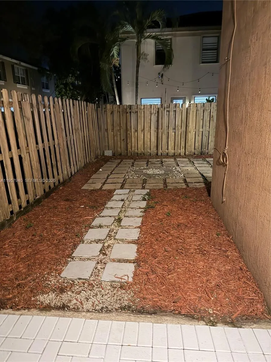 15305 Sw 119th St, Miami, Florida 33196, Miami, Florida 33196, 3 Bedrooms Bedrooms, ,2 BathroomsBathrooms,Residential Lease,For Rent,15305 Sw 119th St, Miami, Florida 33196,A11957940