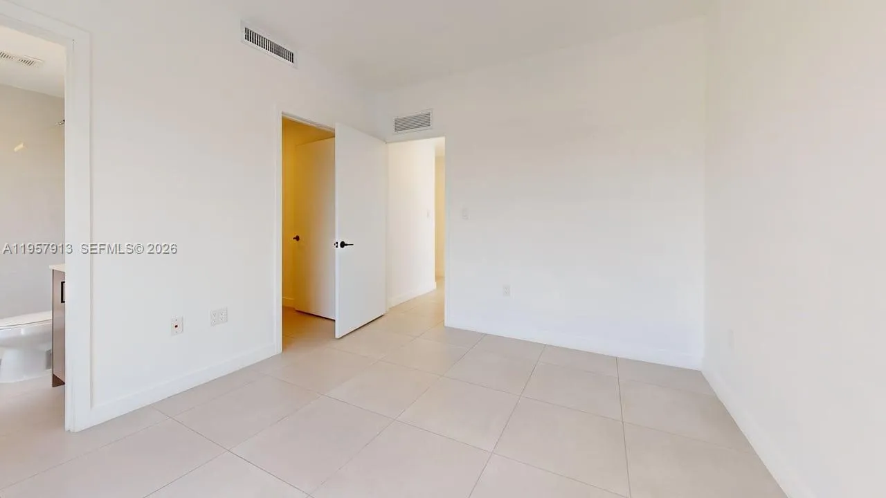 Homestead, Florida 33032, 4 Bedrooms Bedrooms, ,4 BathroomsBathrooms,Residential,For Sale,A11957913