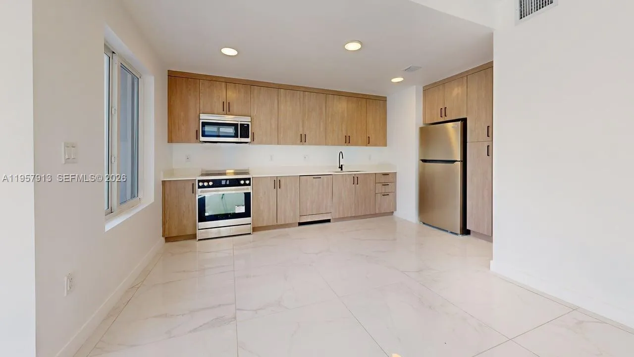 Homestead, Florida 33032, 4 Bedrooms Bedrooms, ,4 BathroomsBathrooms,Residential,For Sale,A11957913